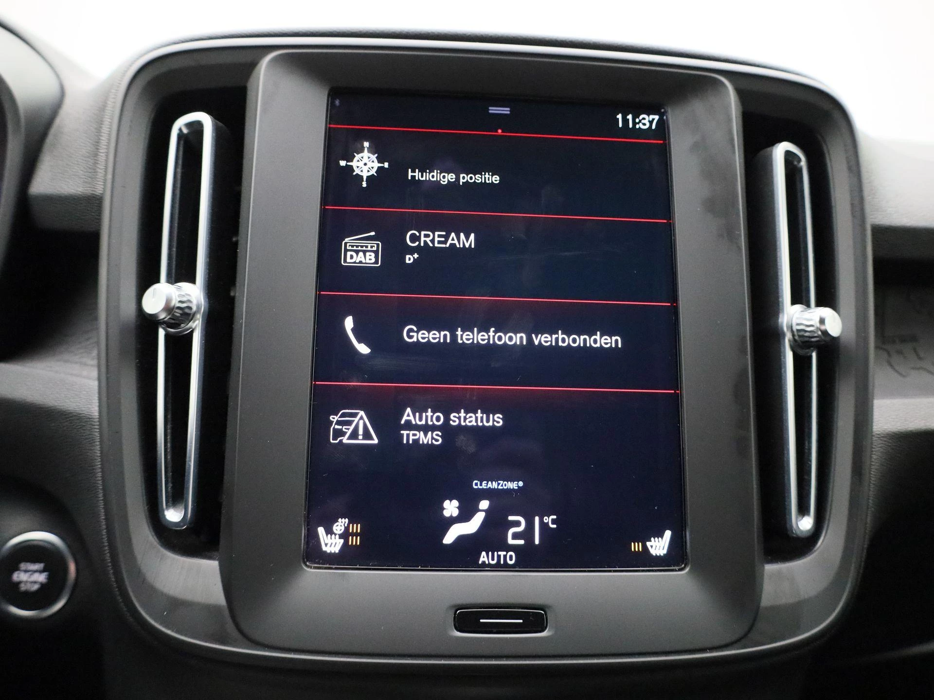 Volvo-XC40-image-18