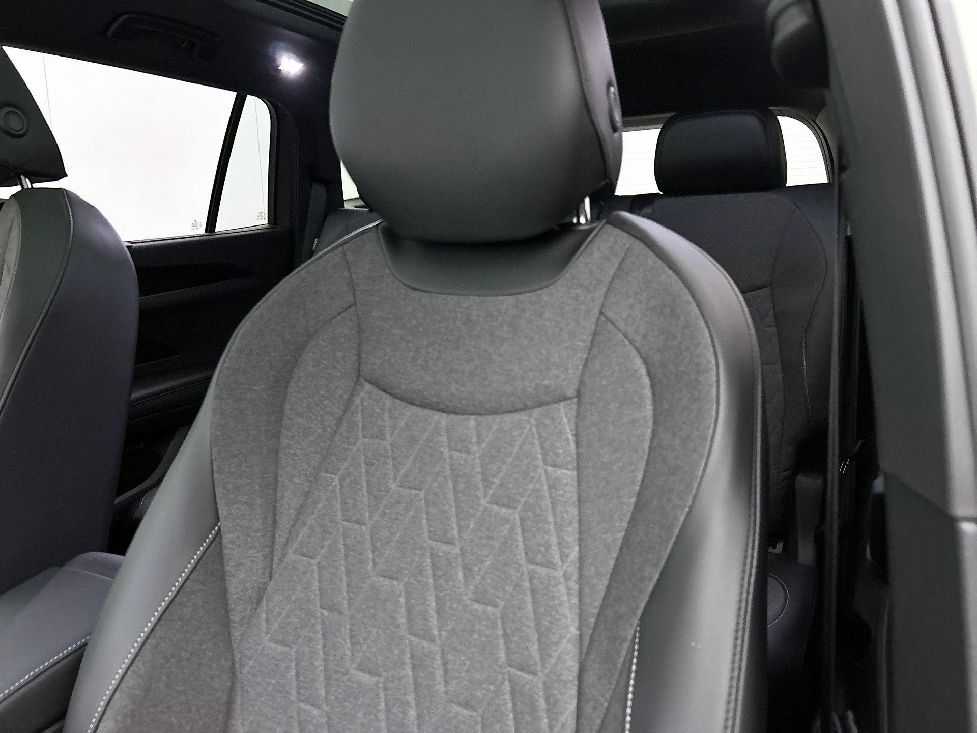 Volkswagen-Tayron-image-10