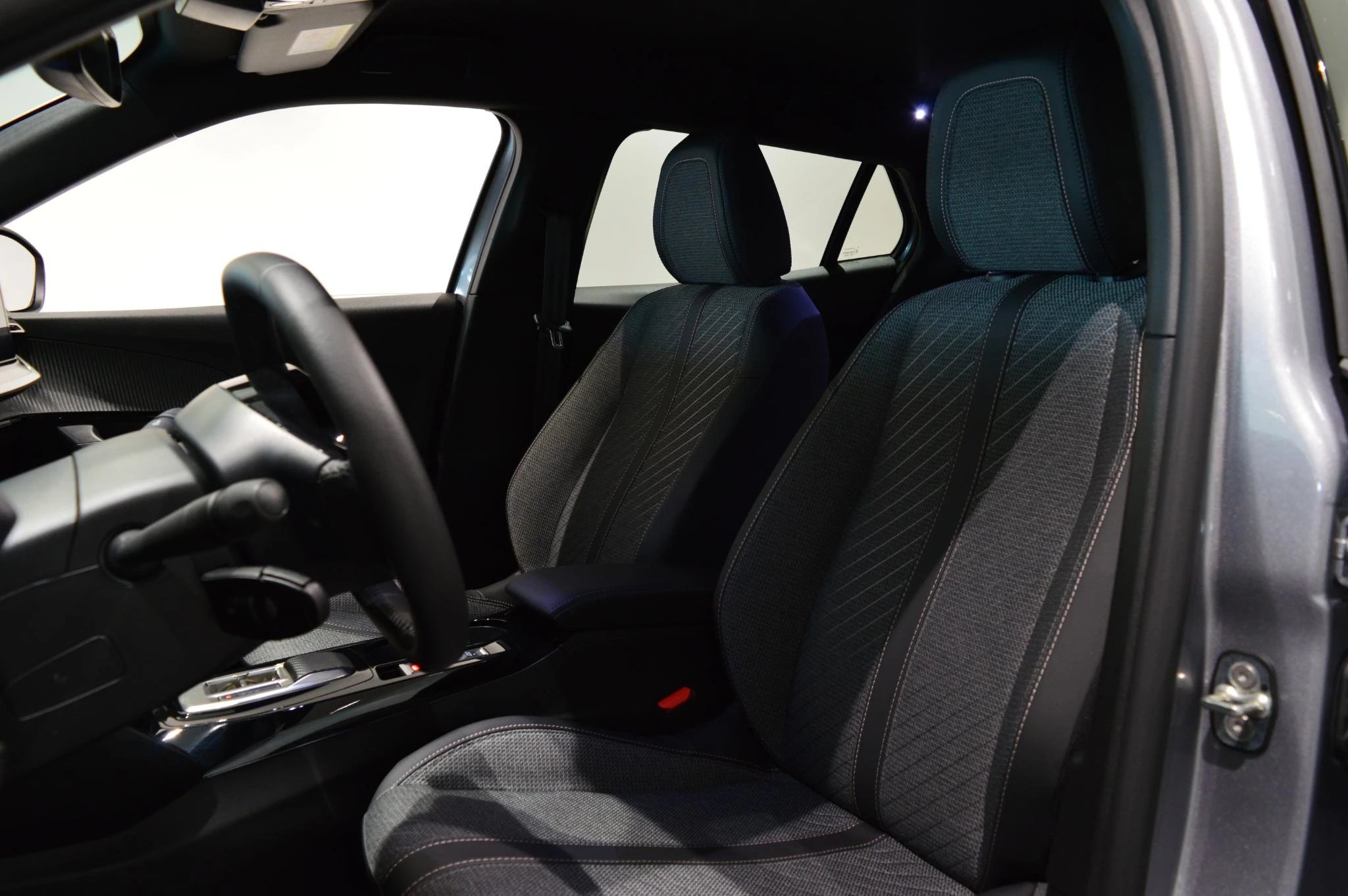 Peugeot-2008-image-8