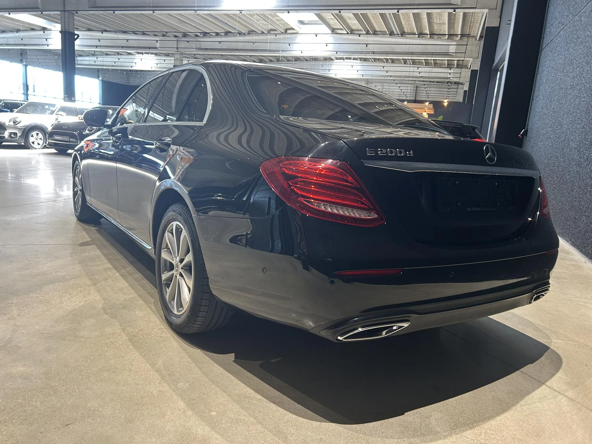 Mercedes-Benz-Classe E-image-2
