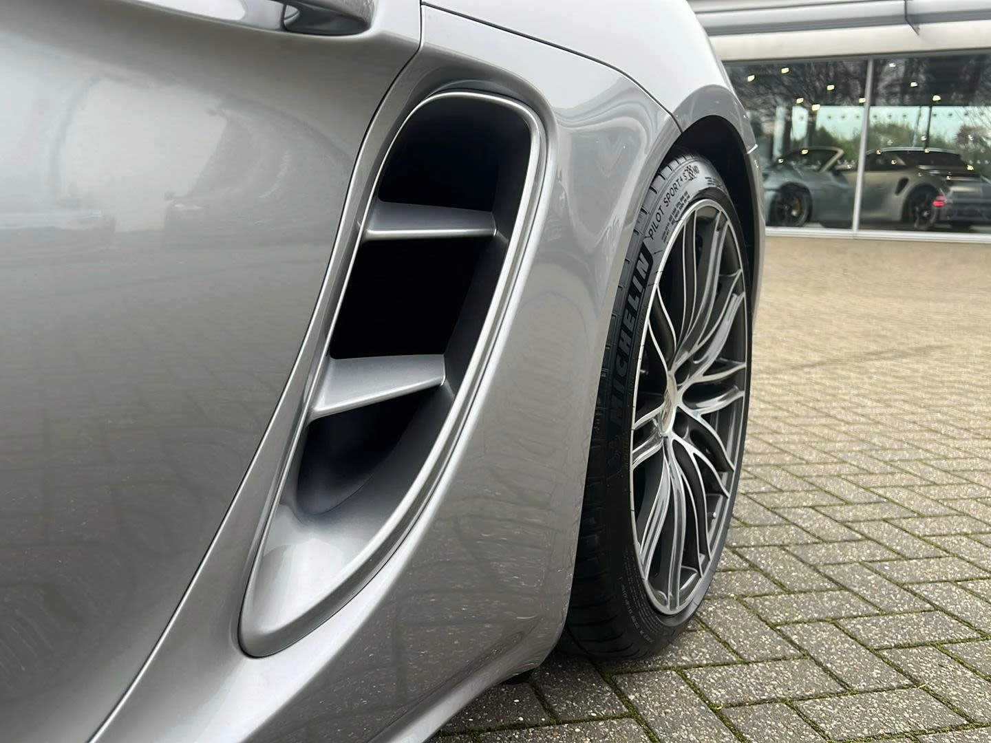 Porsche Cayman, image 21