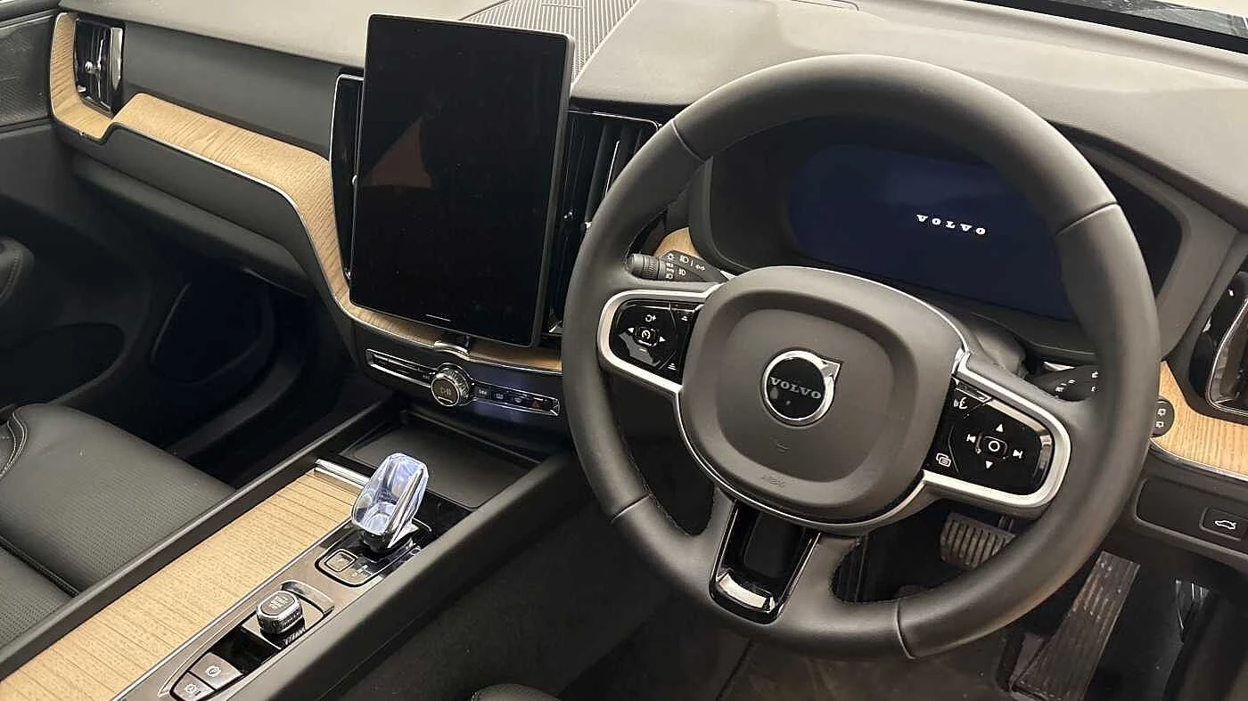 Volvo-XC60-image-8