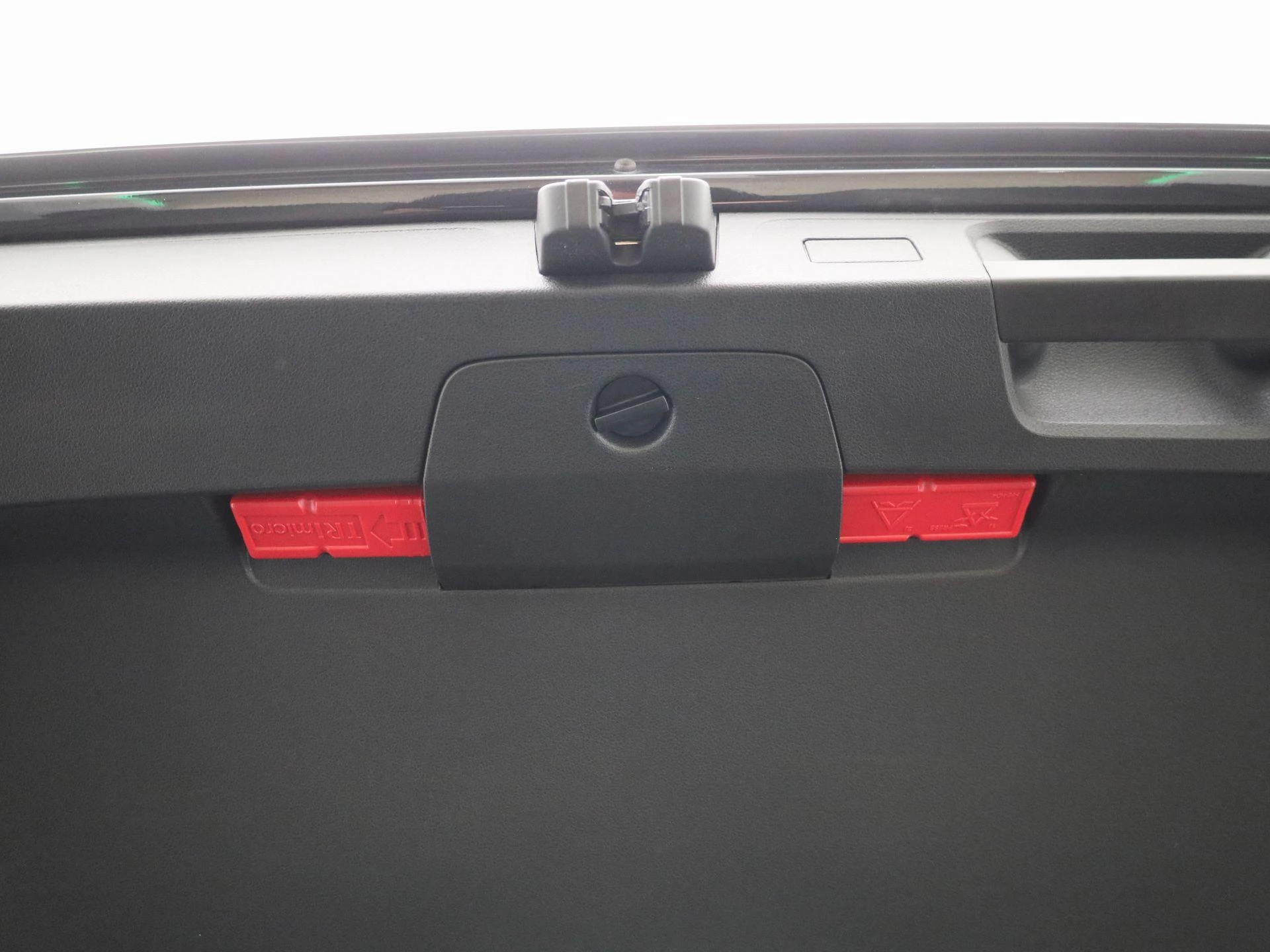 Volkswagen-Passat-image-11