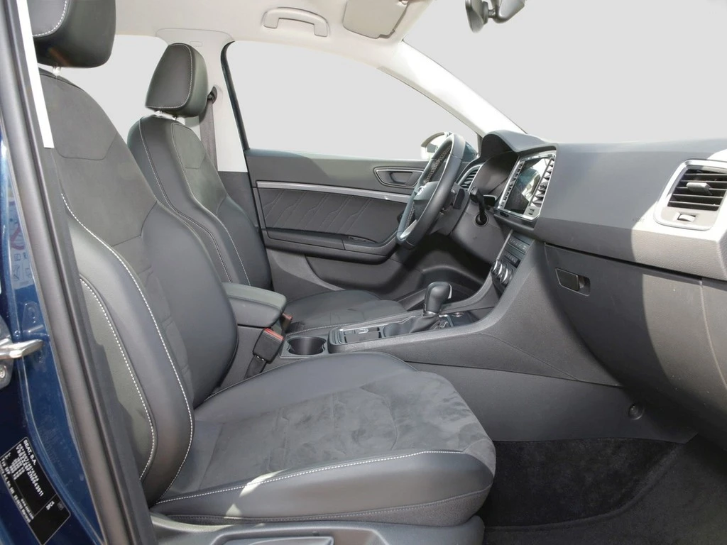 SEAT Ateca 1.5 TSI DSG Style 17" Navi AHK LED SHZ DAB