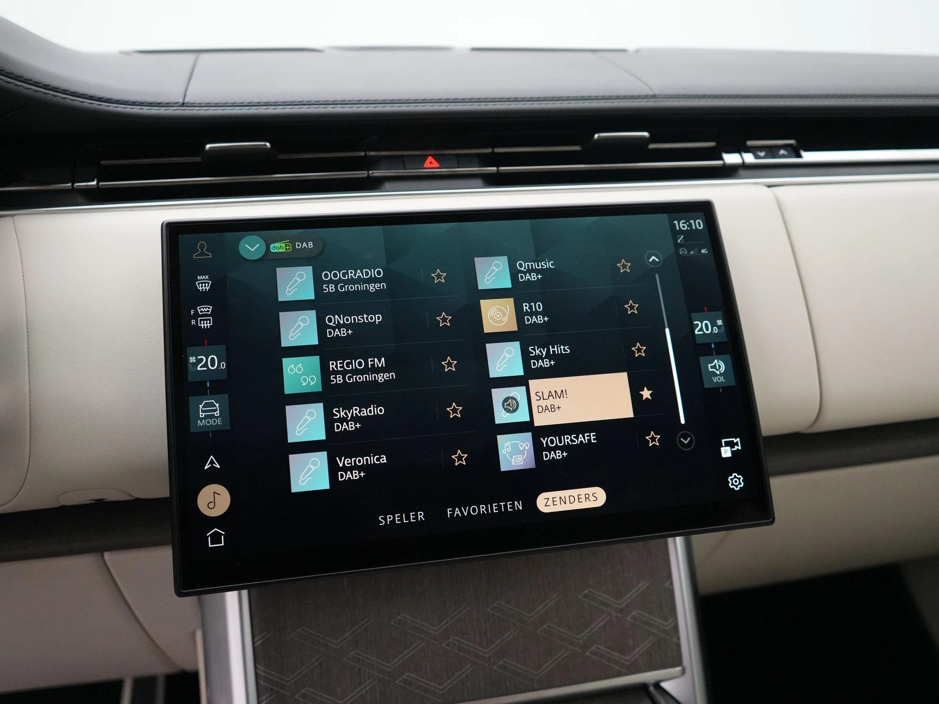 Land Rover-Range Rover-image-23