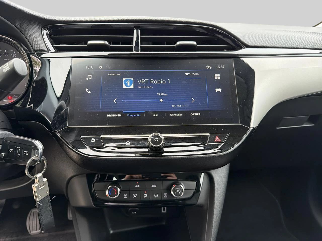 Opel-Corsa-image-10