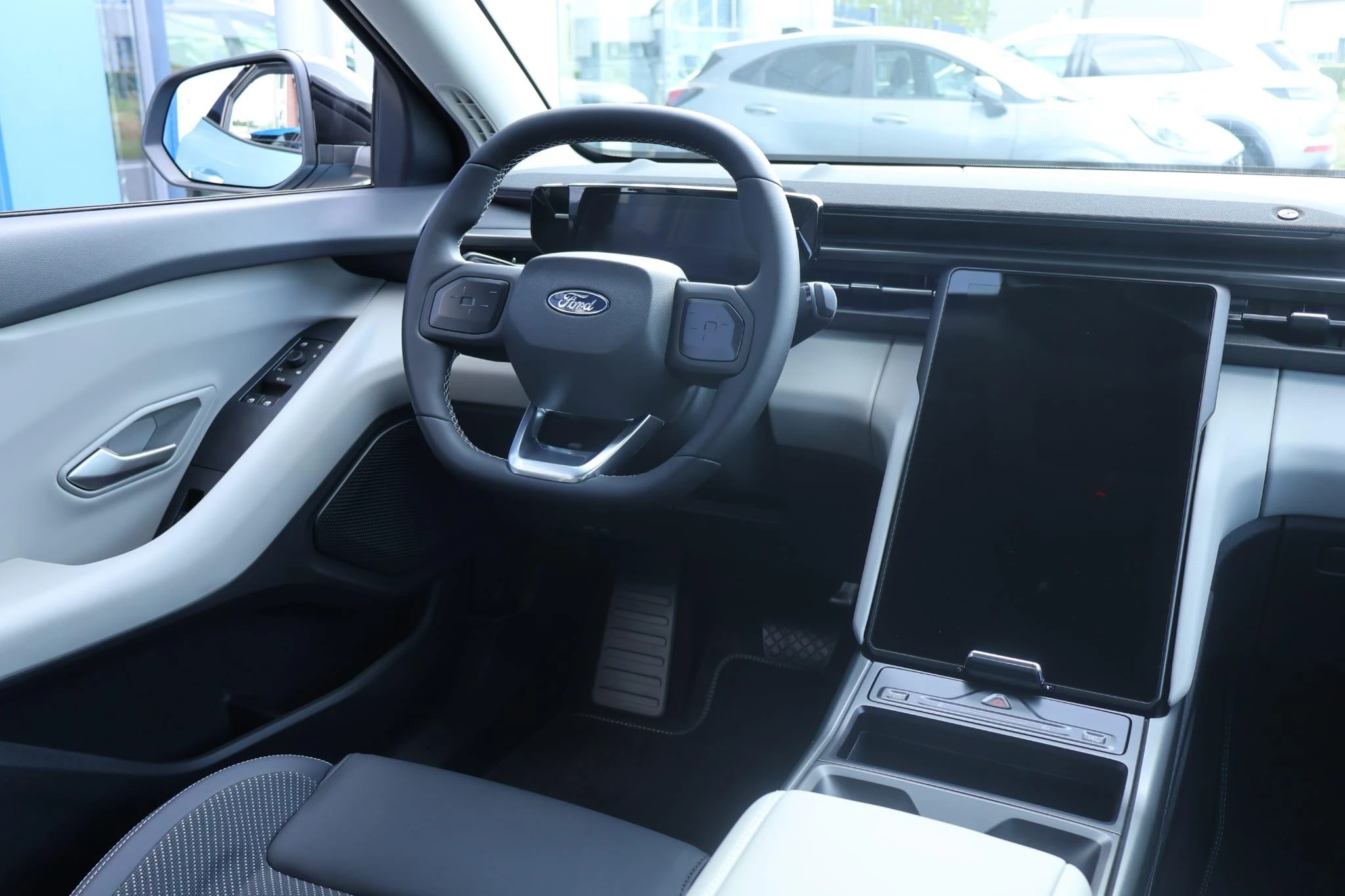 Ford-Explorer-image-14