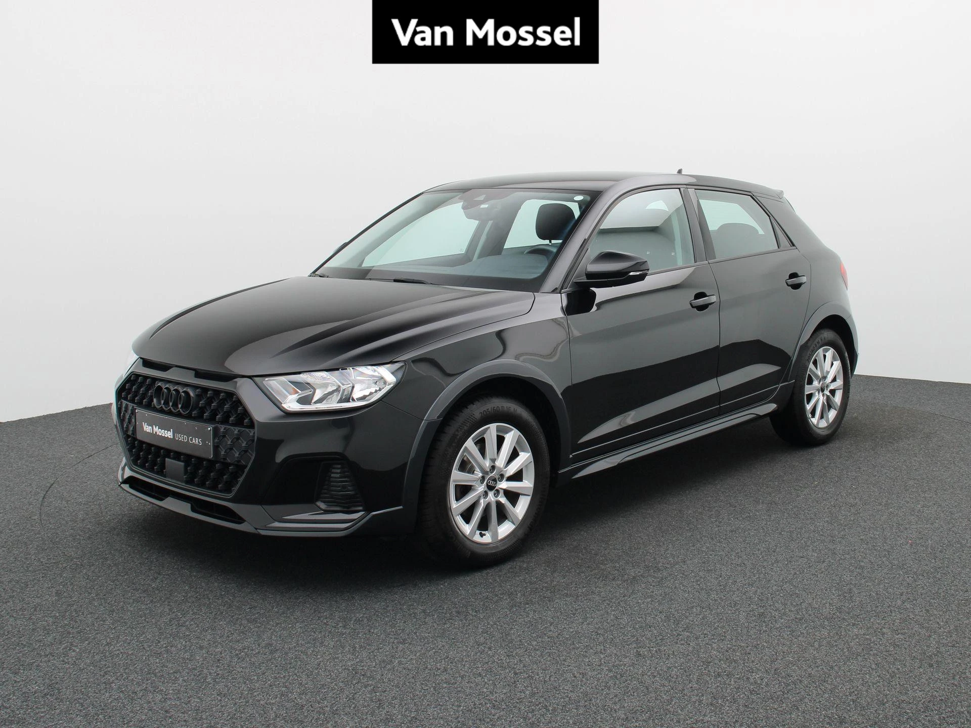 Audi-A1-image-0