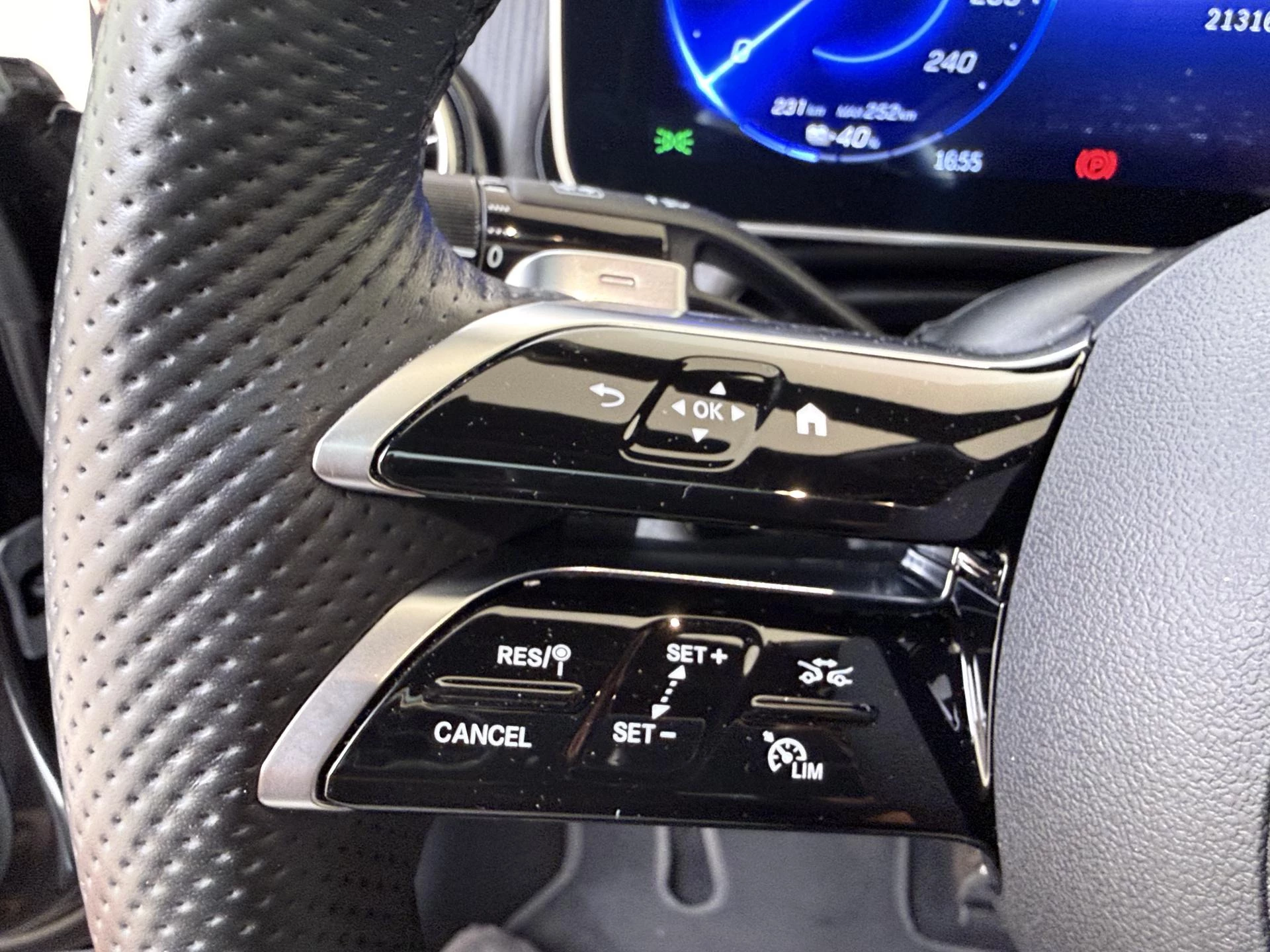 Mercedes-Benz EQE 300 AMG Line 89 kWh