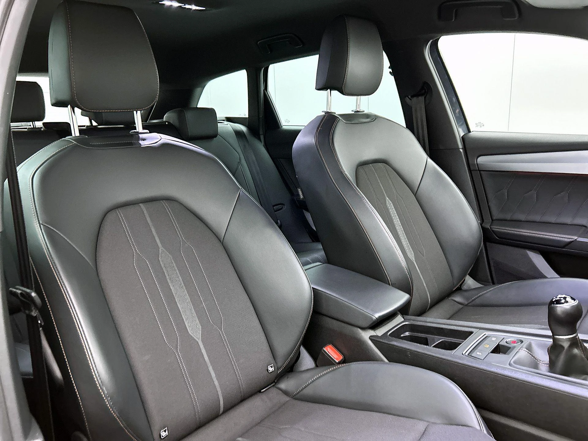 CUPRA Leon 1.5 eTSI Business Edition