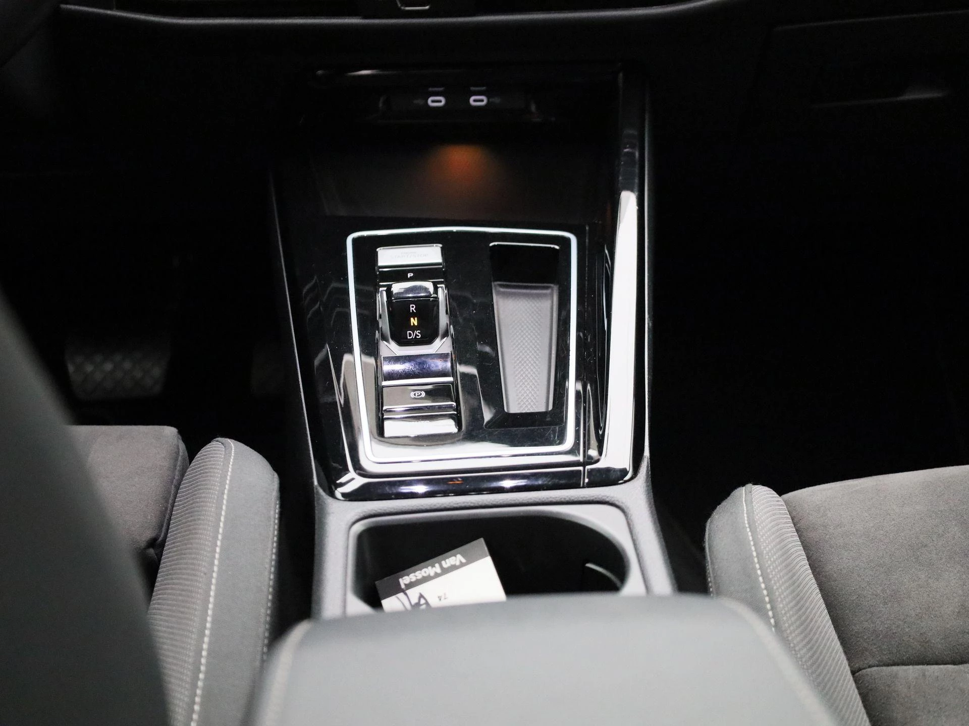 Volkswagen Golf VIII 1.4 eHybrid Style Business DSG
