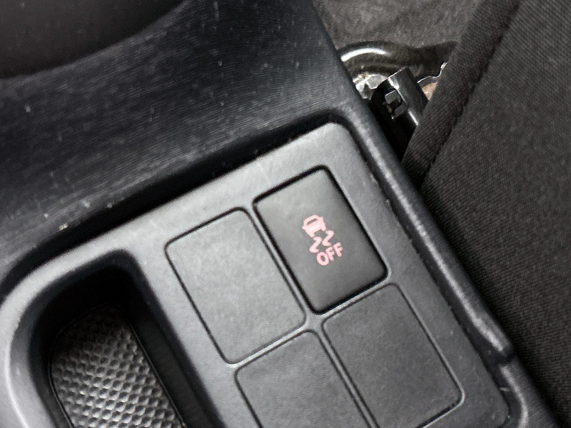 Toyota-Yaris-image-24