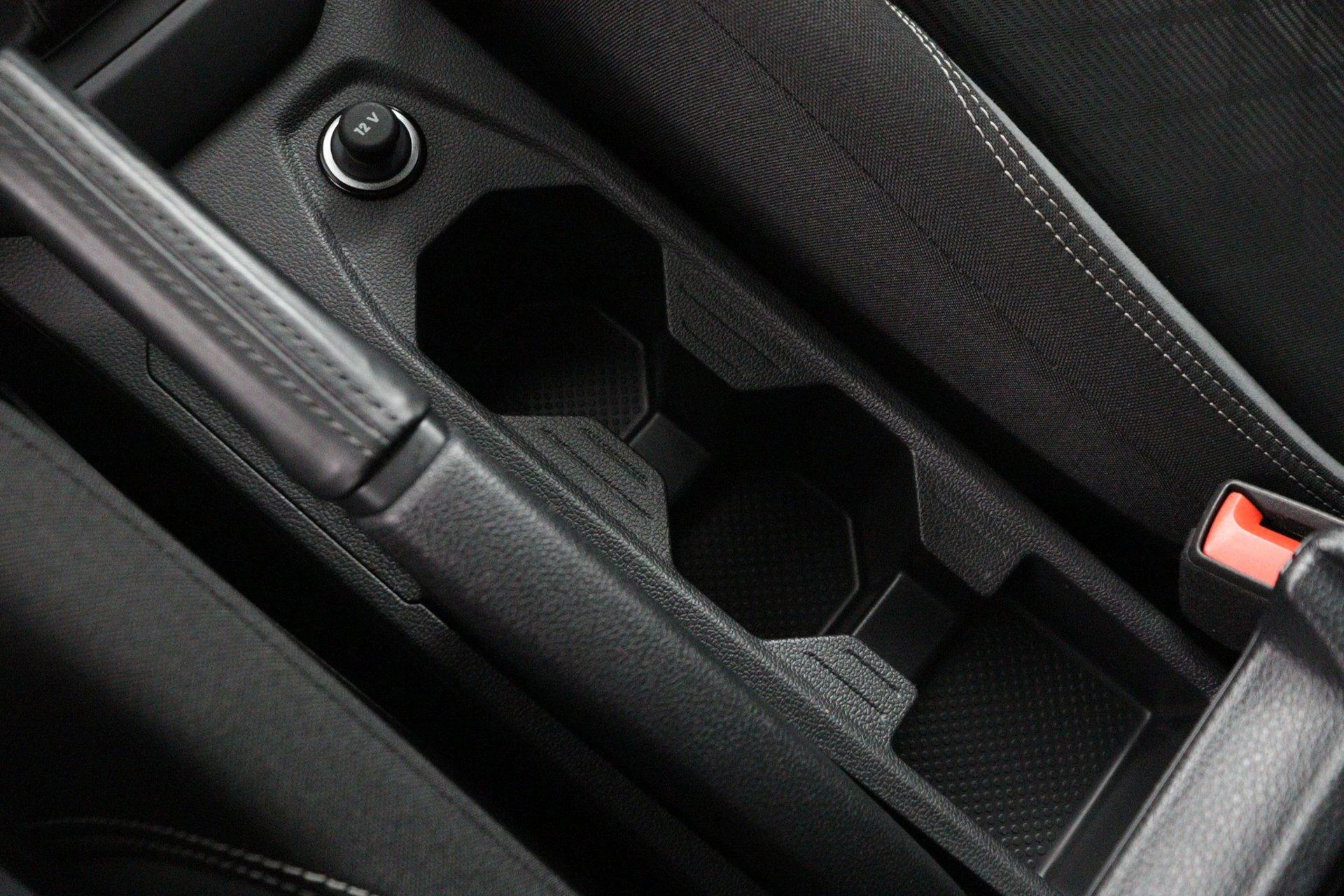 Volkswagen-Polo-image-59