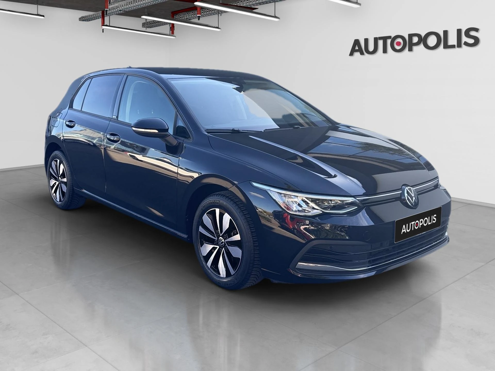 Volkswagen-Golf-image-11