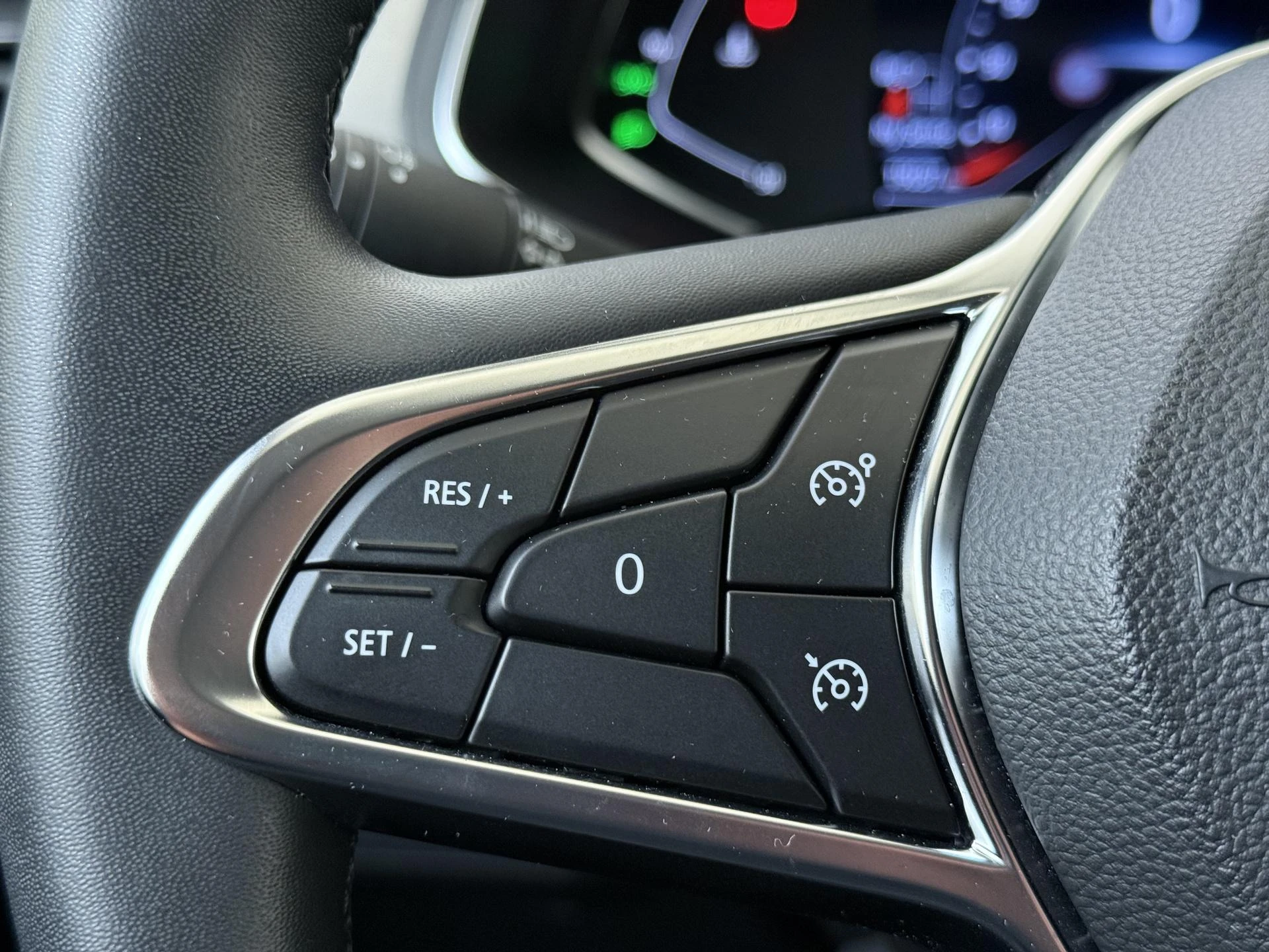 Renault-Captur-image-11