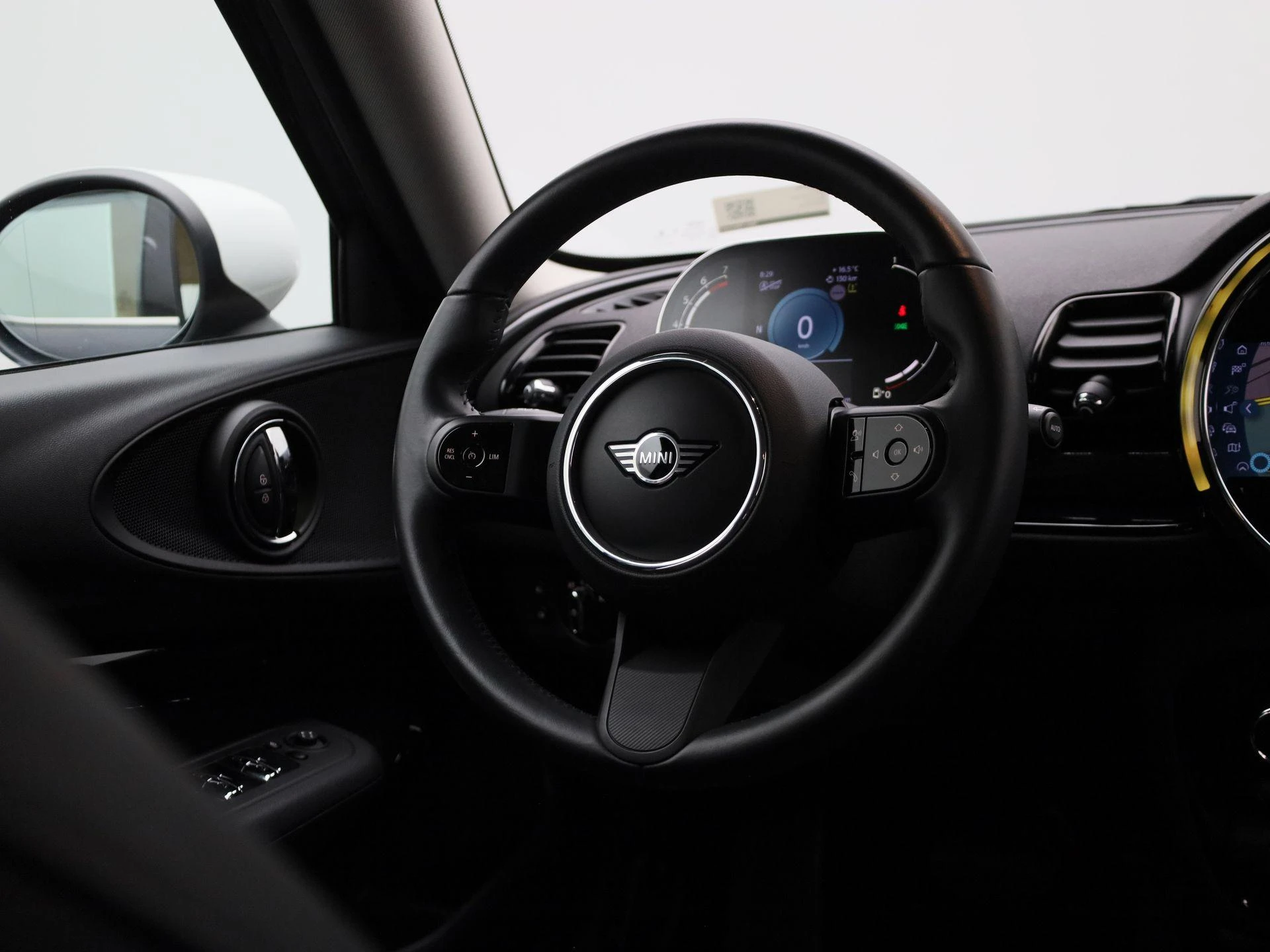 MINI-Clubman-image-10
