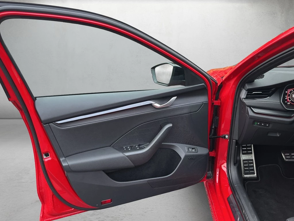Škoda Octavia Combi 2.0 TDI 150PS Sportline Ahk; Canton; Winter; Licht&Sicht