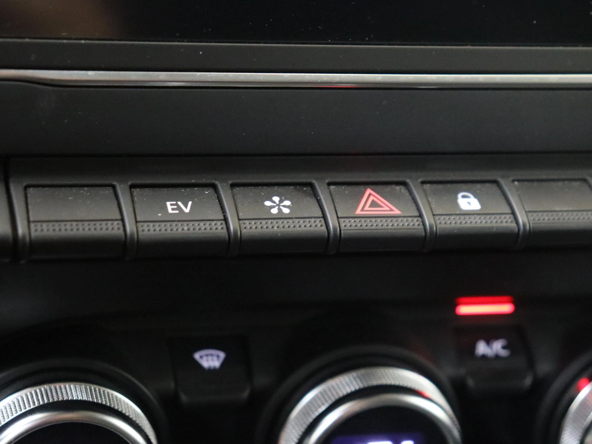 Renault-Captur-image-20