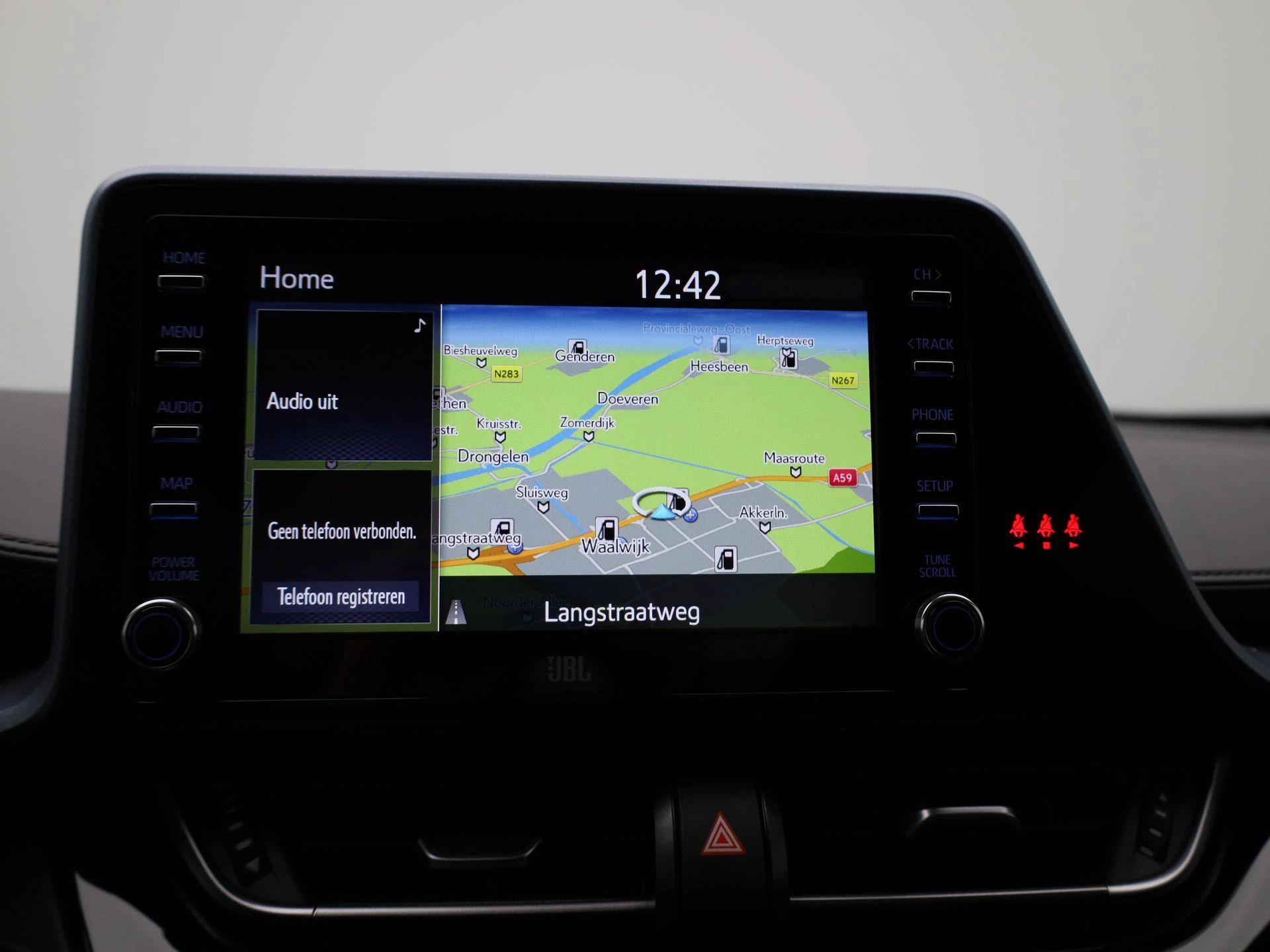 Toyota-C-HR-image-15