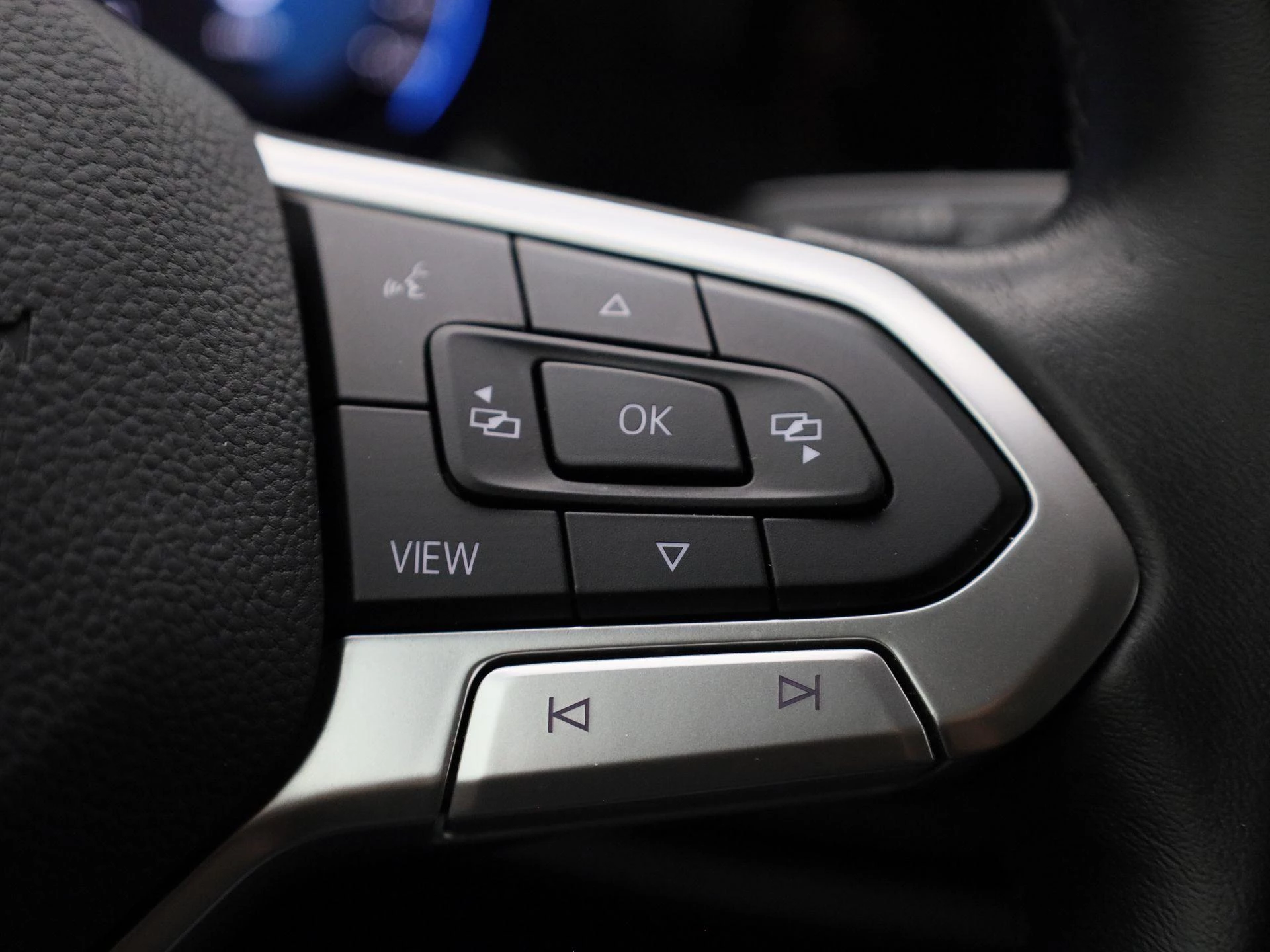 Volkswagen Golf VIII 1.5 eTSI Life DSG | Adaptive Cruise | Camera | PDC