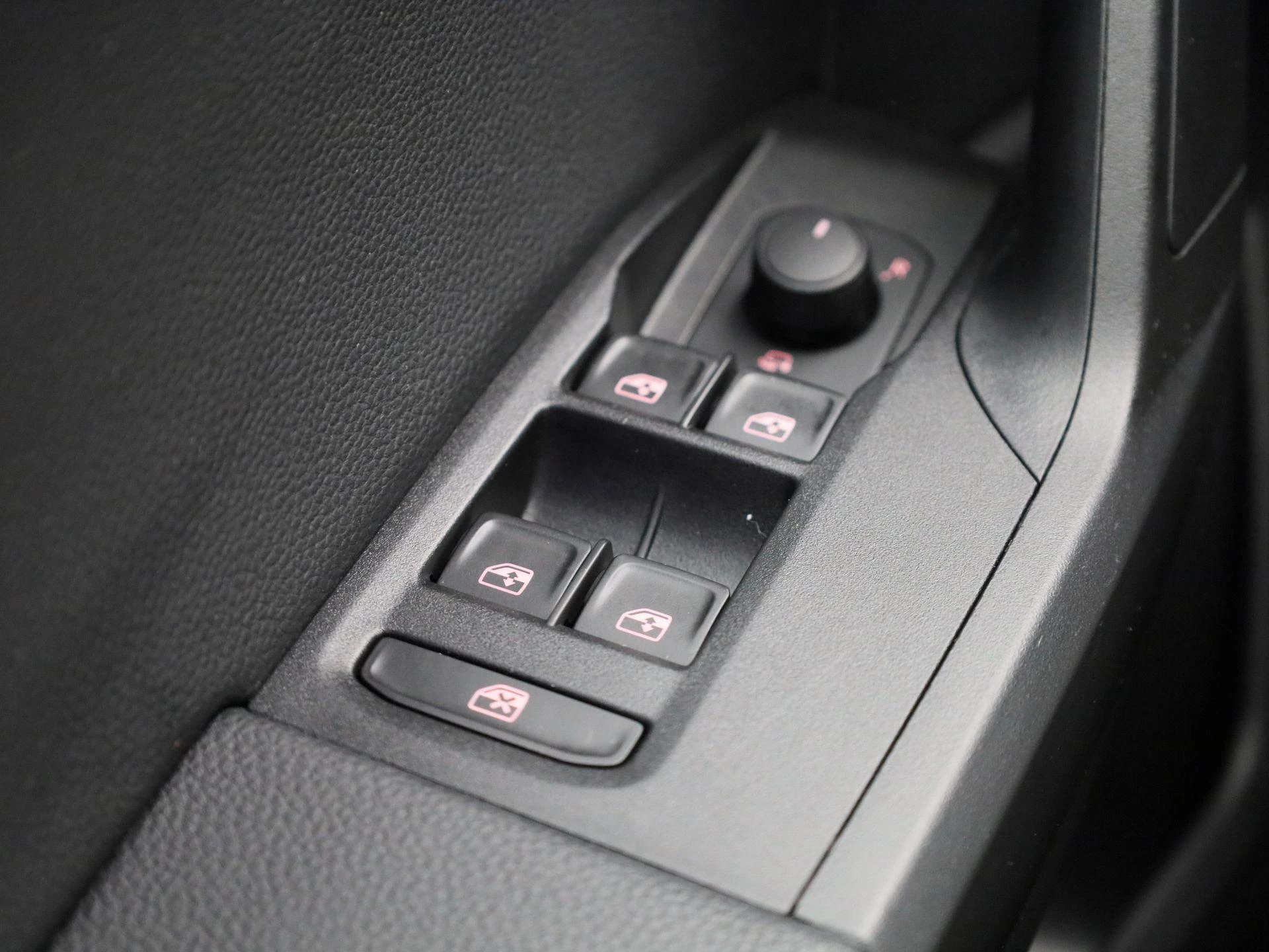 SEAT Ibiza 1.0 TSI FR Business Intense Plus