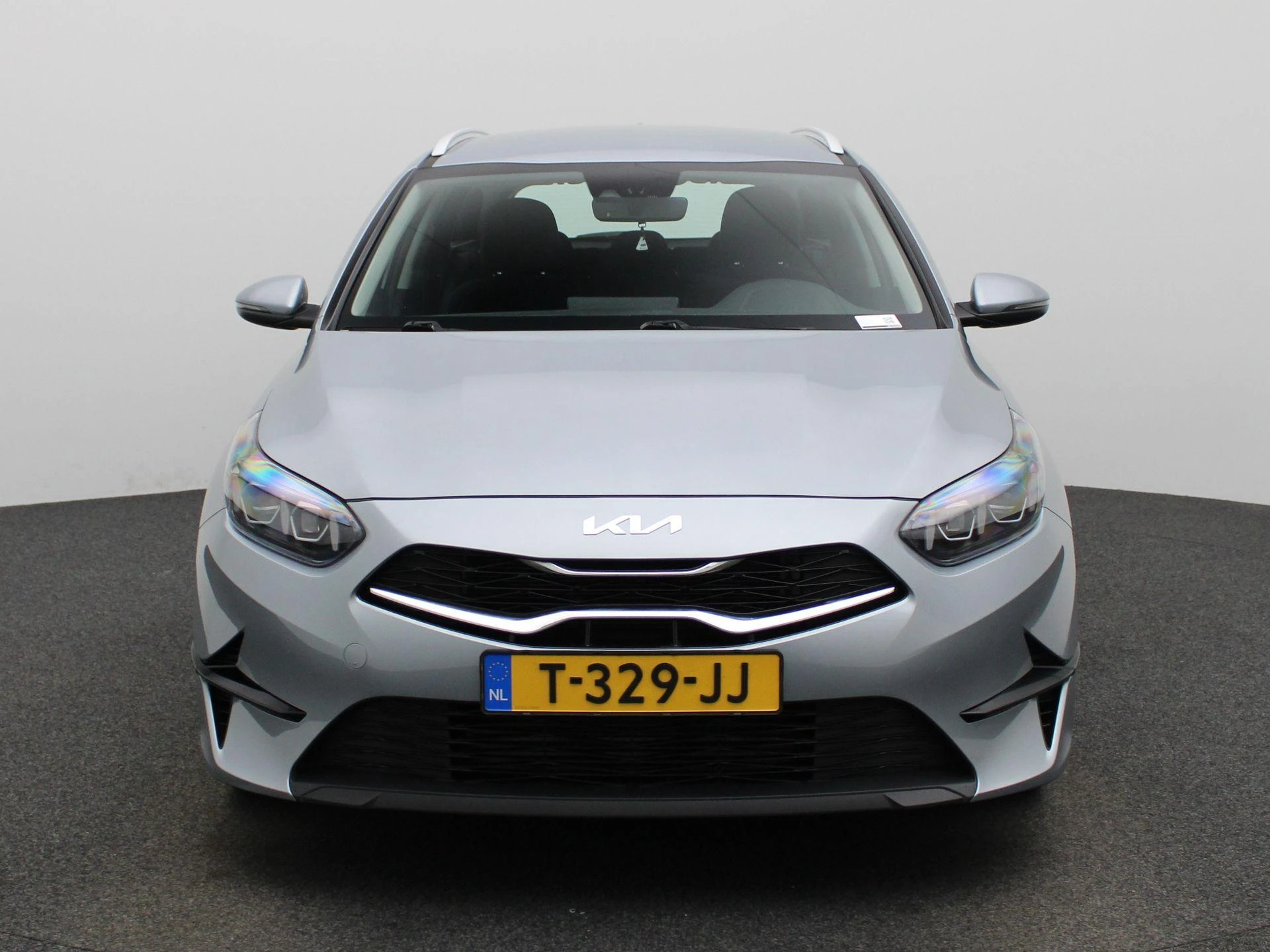 Kia-Ceed Sportswagon-image-3