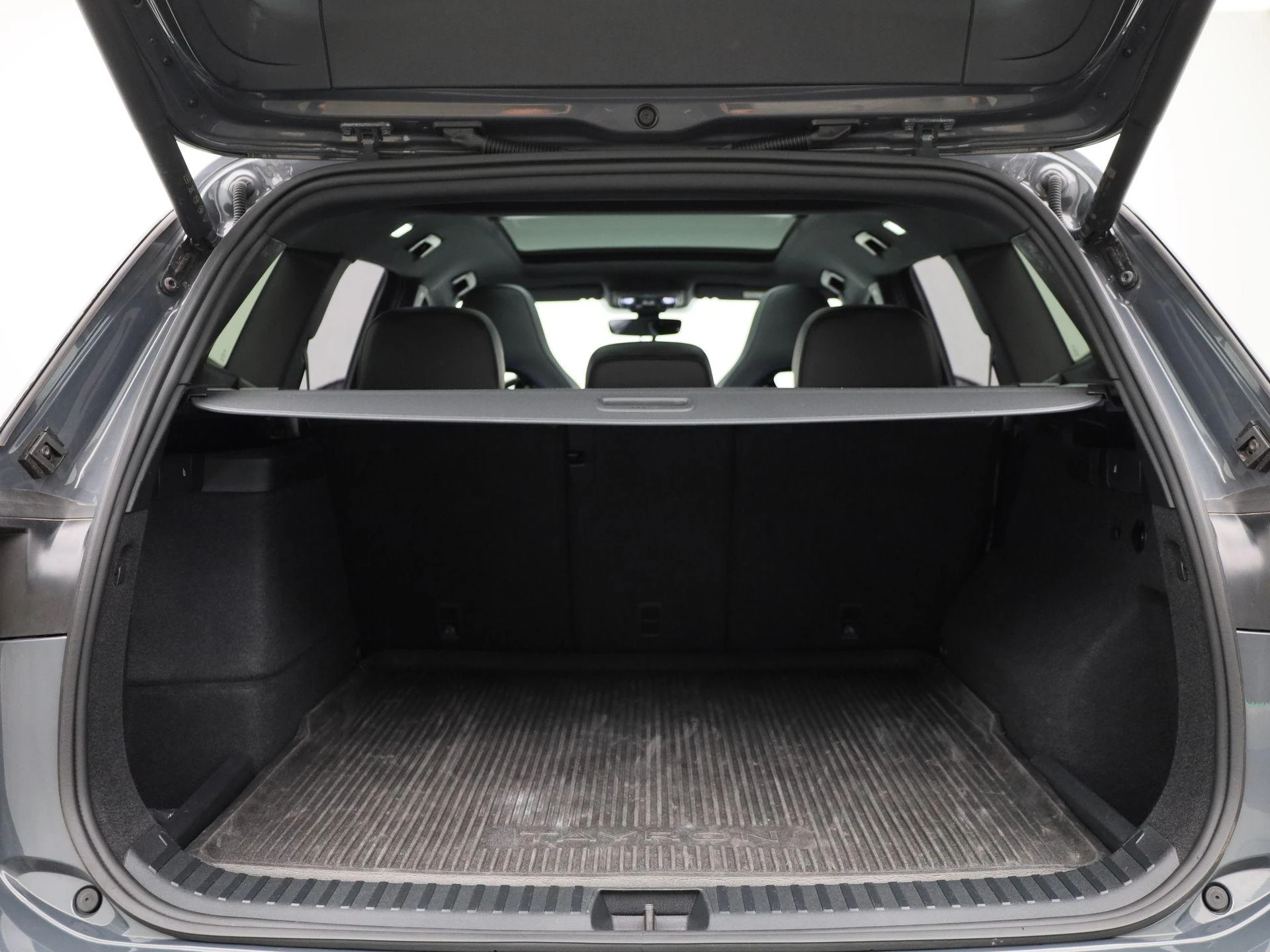 Volkswagen Tayron 1.5 eHybrid R-Line Edition 204 PK|