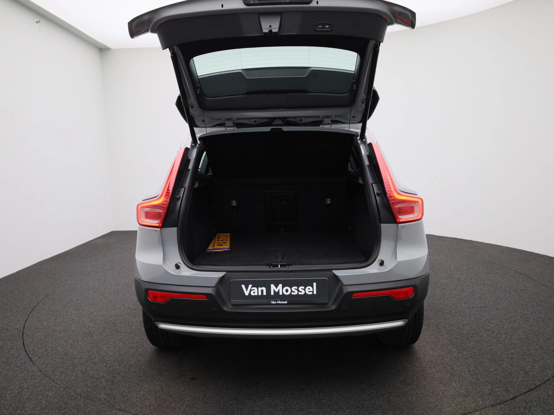 Volvo XC40 B3 Core DCT