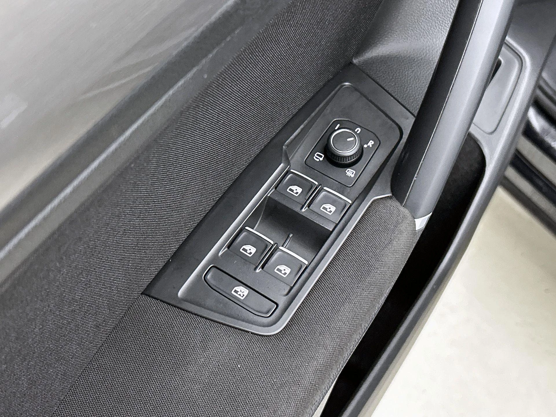 Volkswagen-Tiguan Allspace-image-33