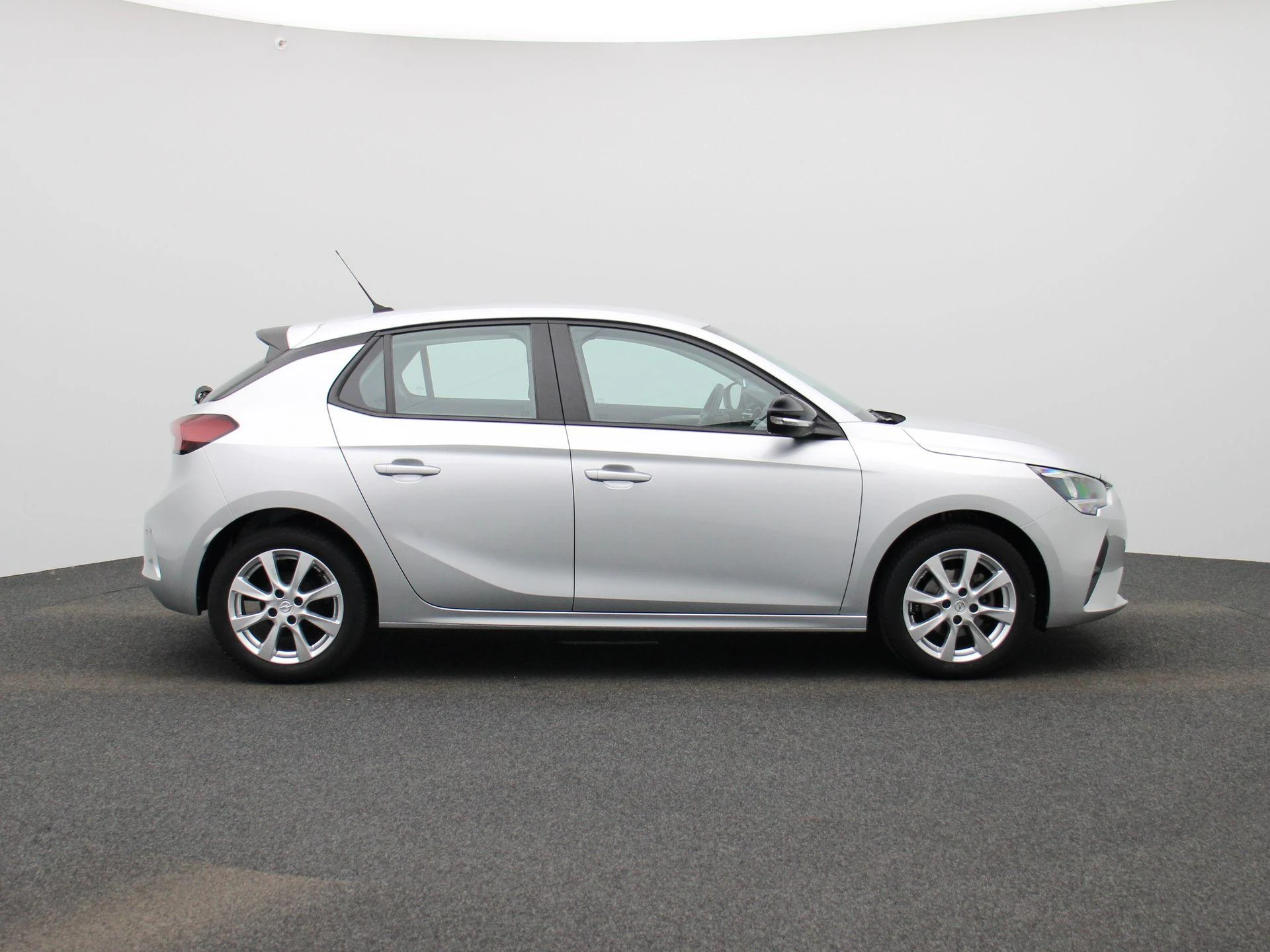 Opel-Corsa-image-5