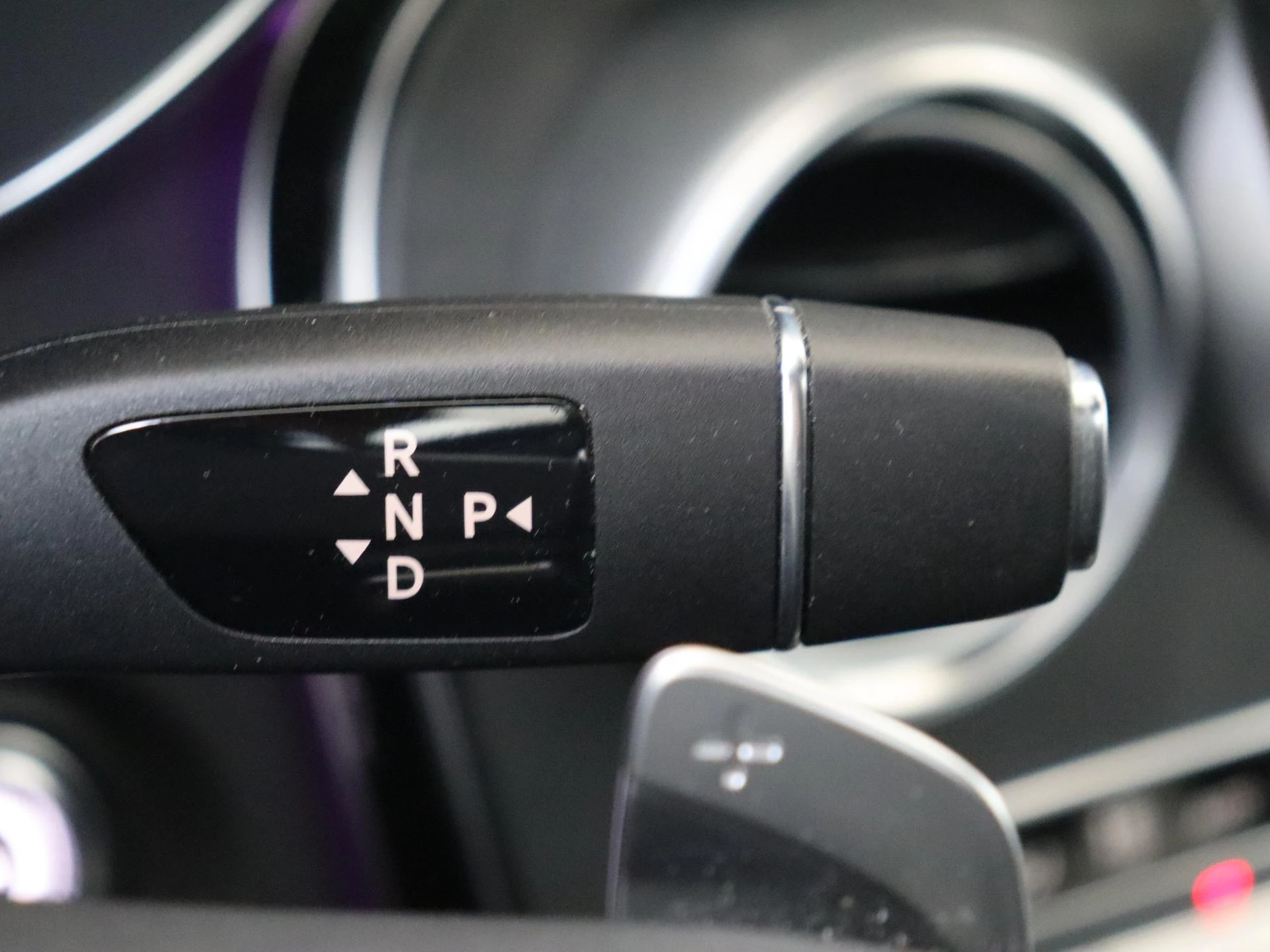 Mercedes-Benz-GLC-image-14