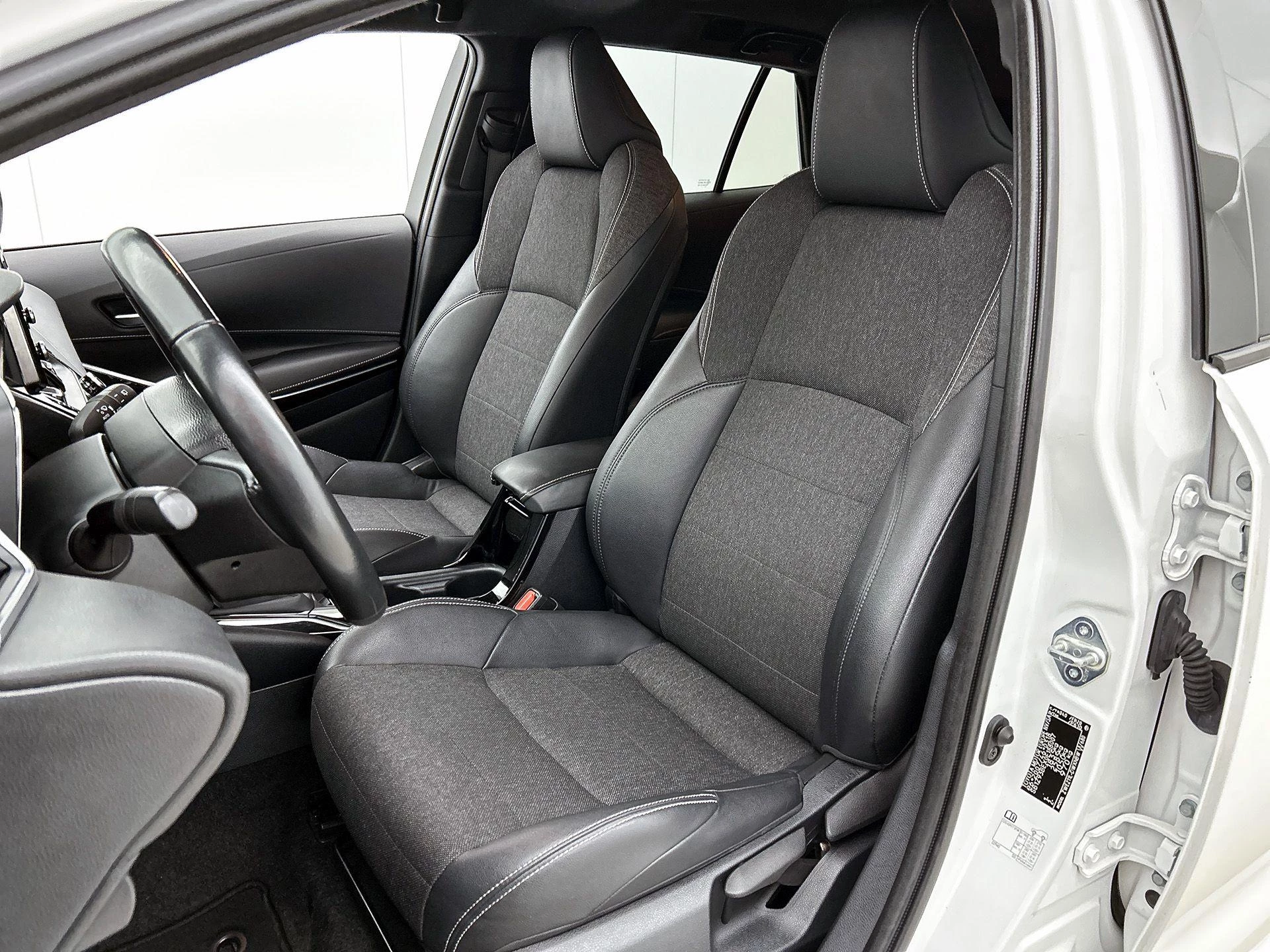 Toyota-Corolla Touring Sports-image-33
