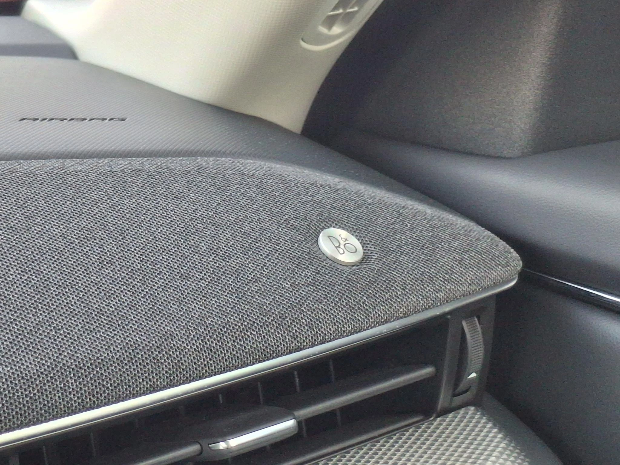 Ford-Mustang Mach-E-image-21