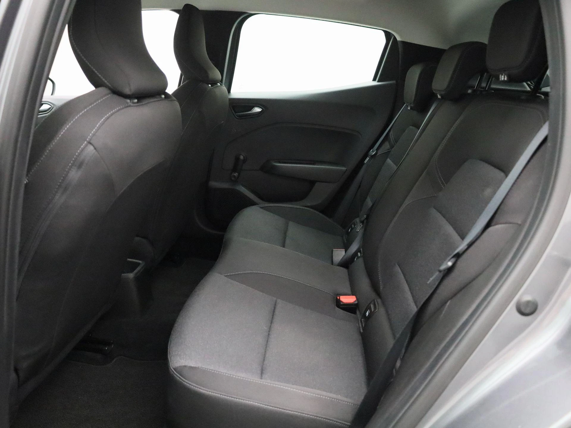 Renault-Clio-image-11