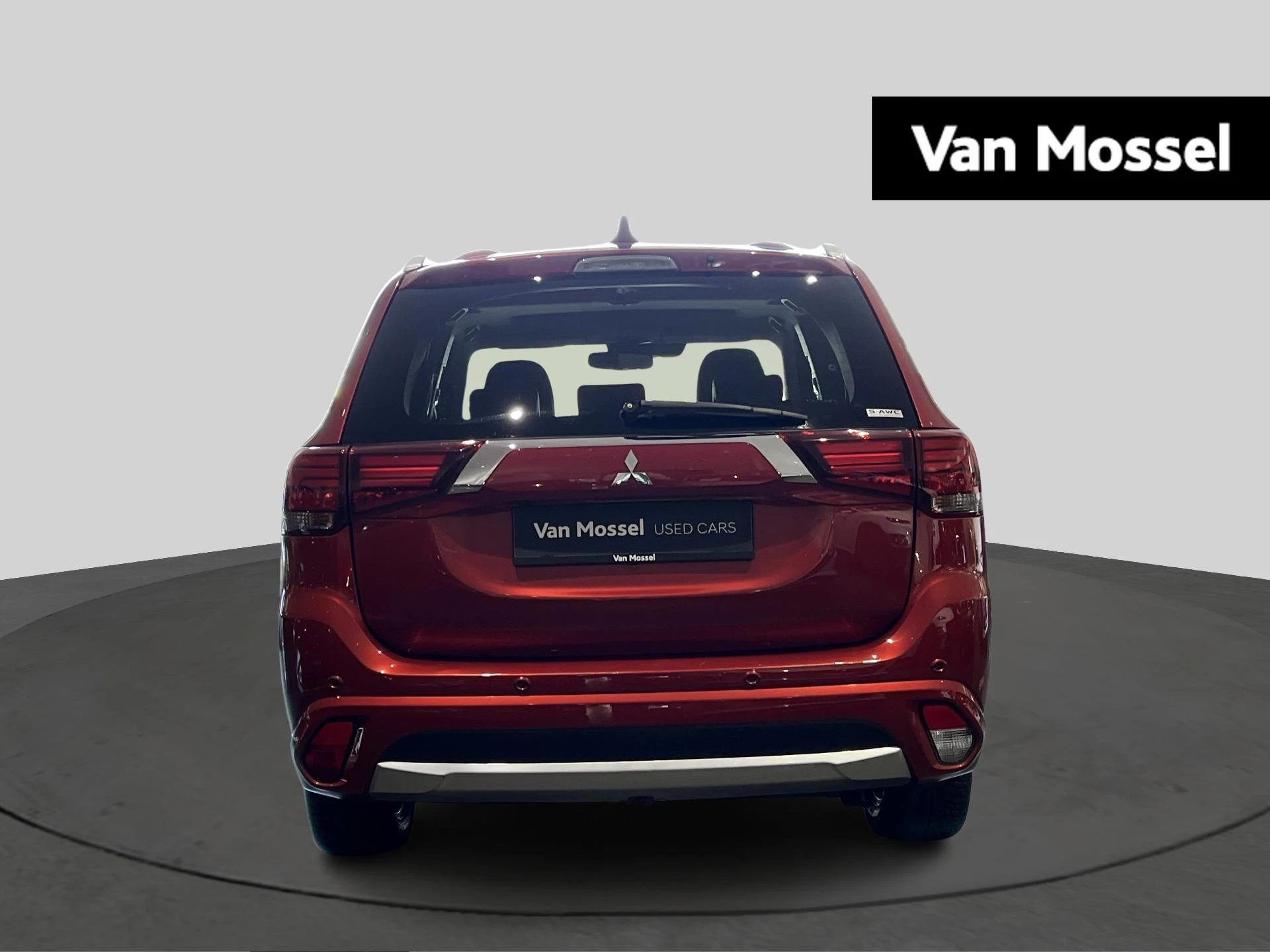 Mitsubishi-Outlander-image-2