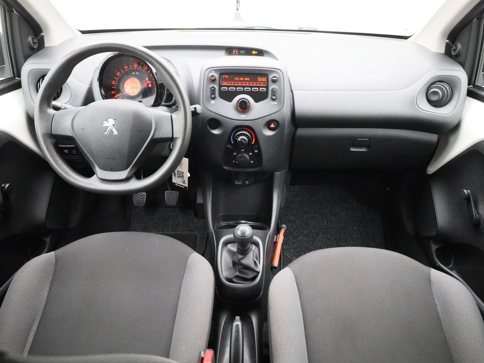 Peugeot-108-image-7