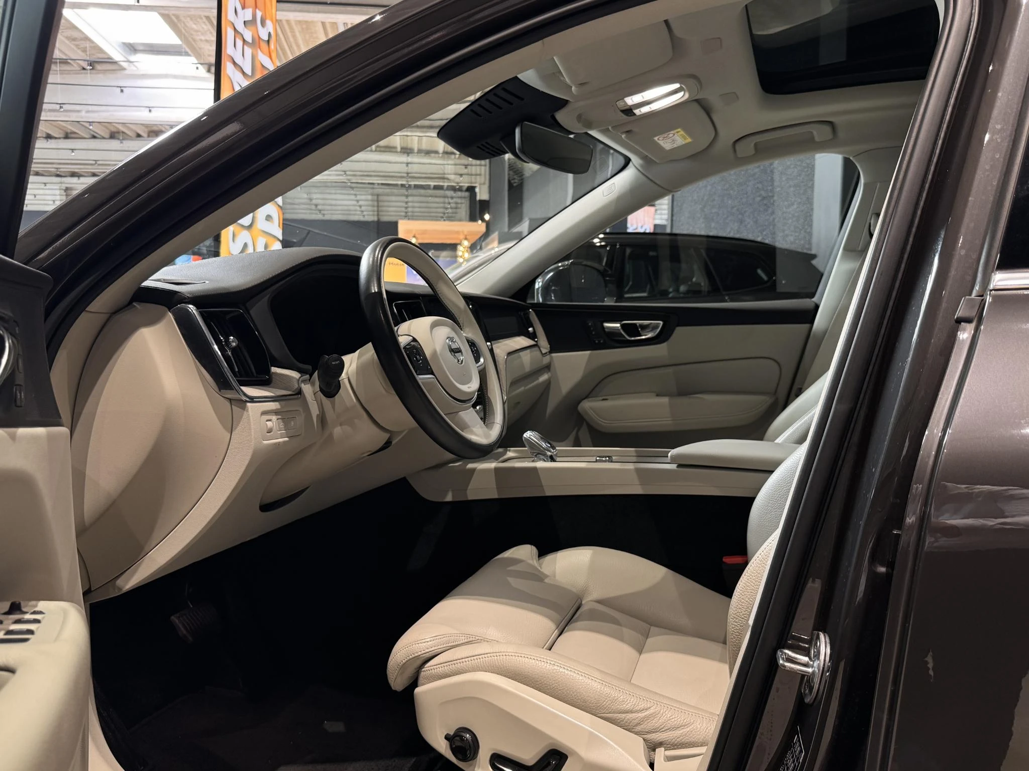 Volvo XC60 T6 Recharge 4x4 Geartronic Inscription