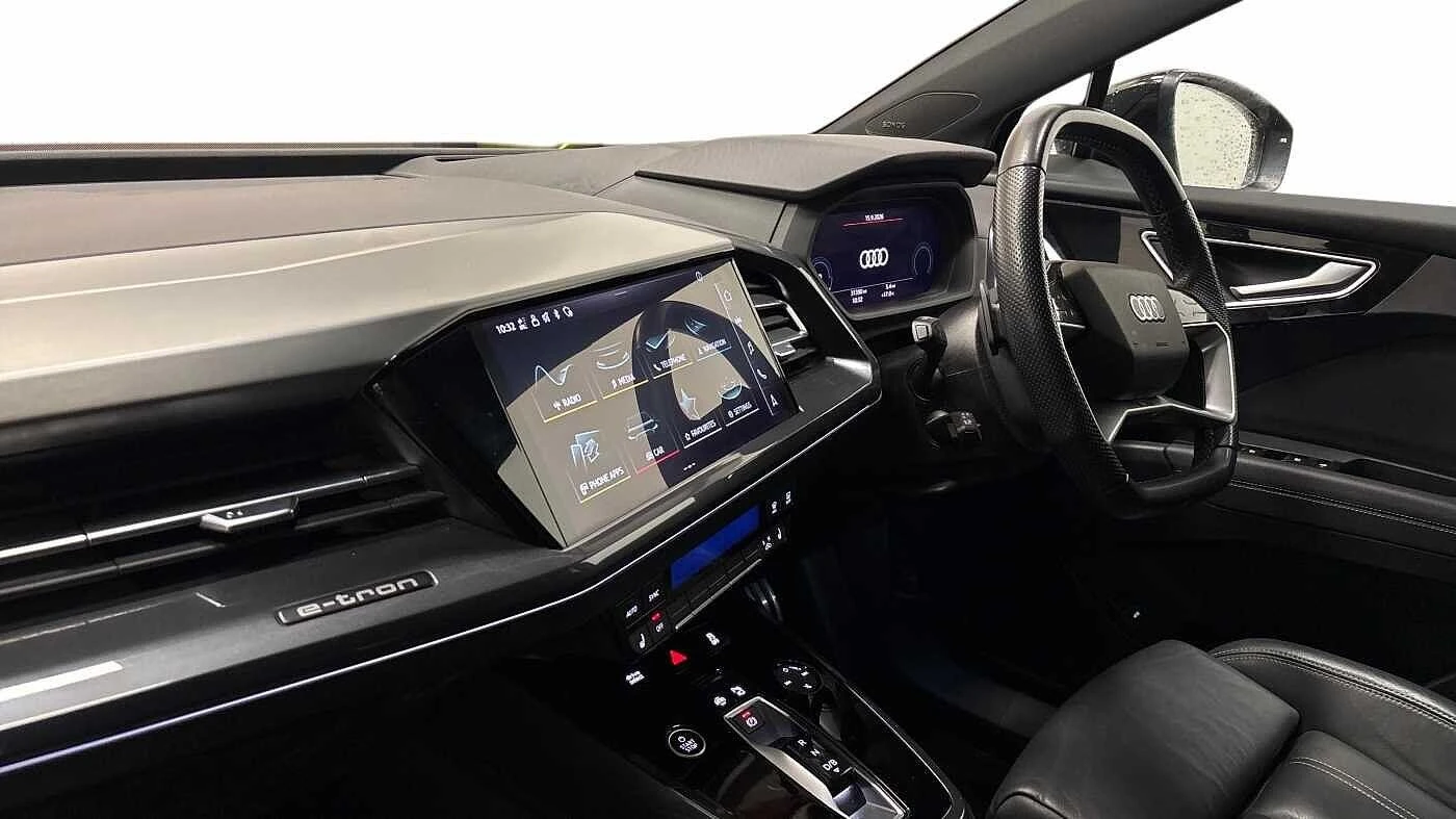 Audi-Q4 e-tron-image-1