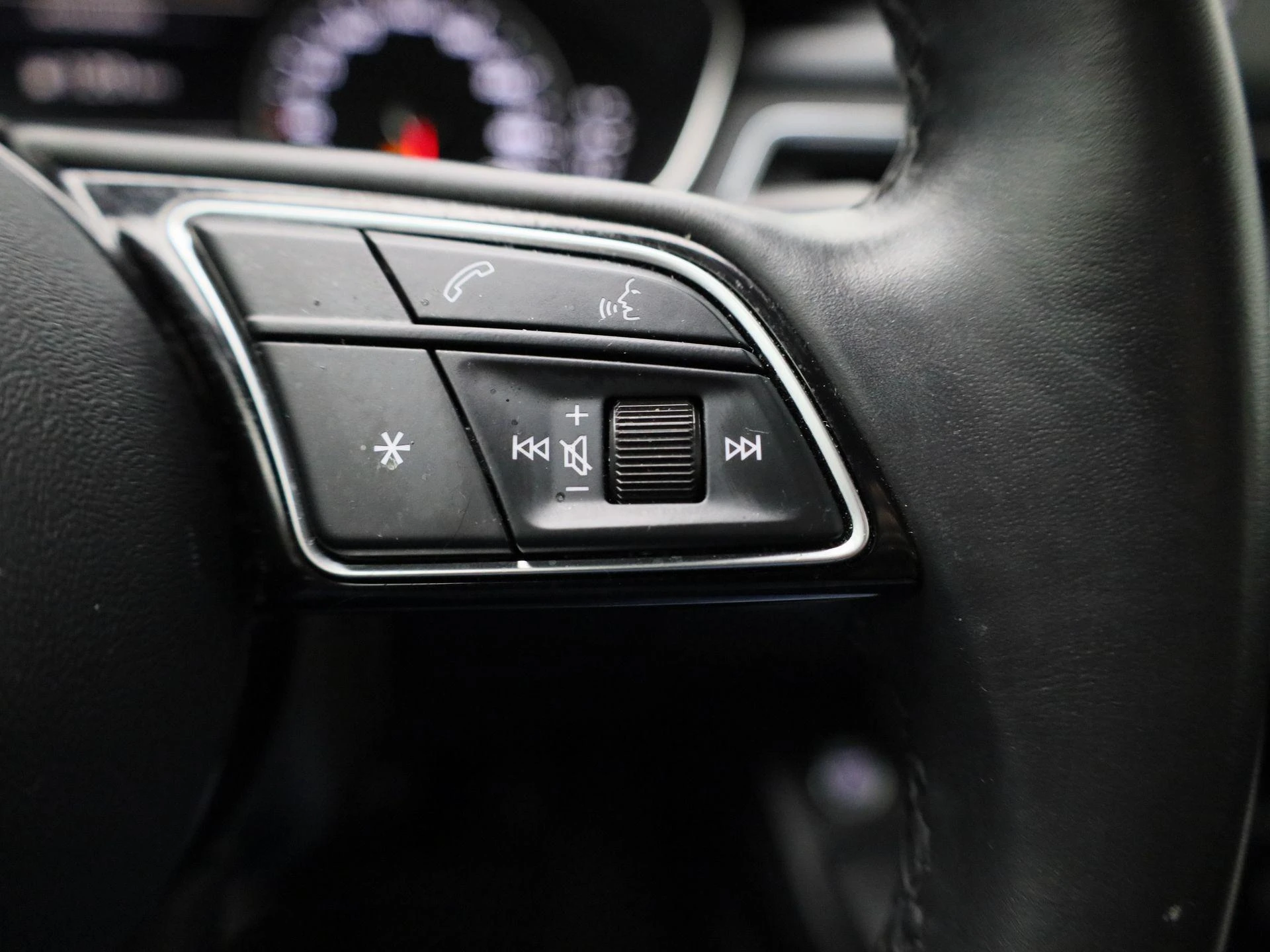 Audi-A4-image-16