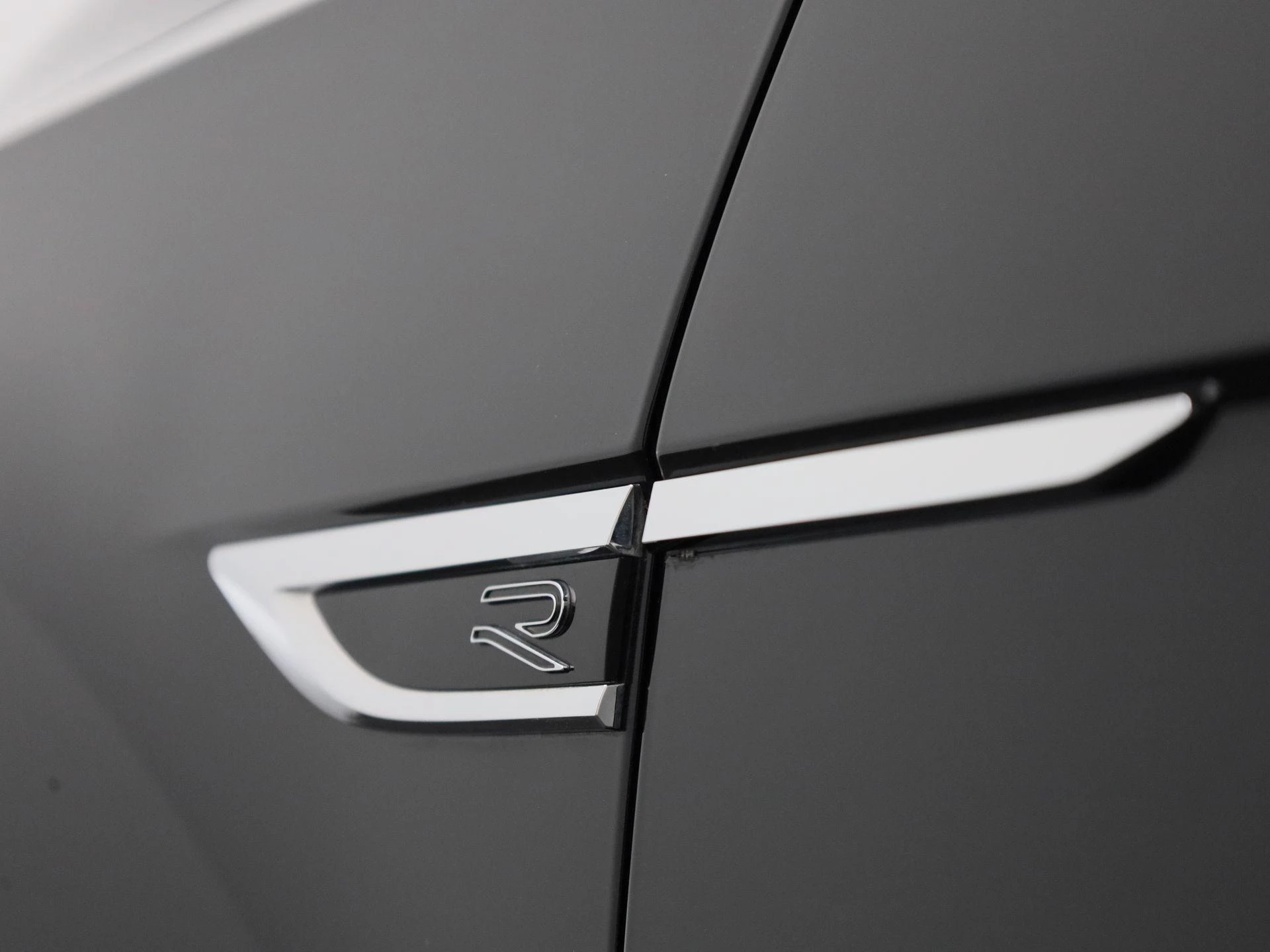 Volkswagen-T-Roc-image-44