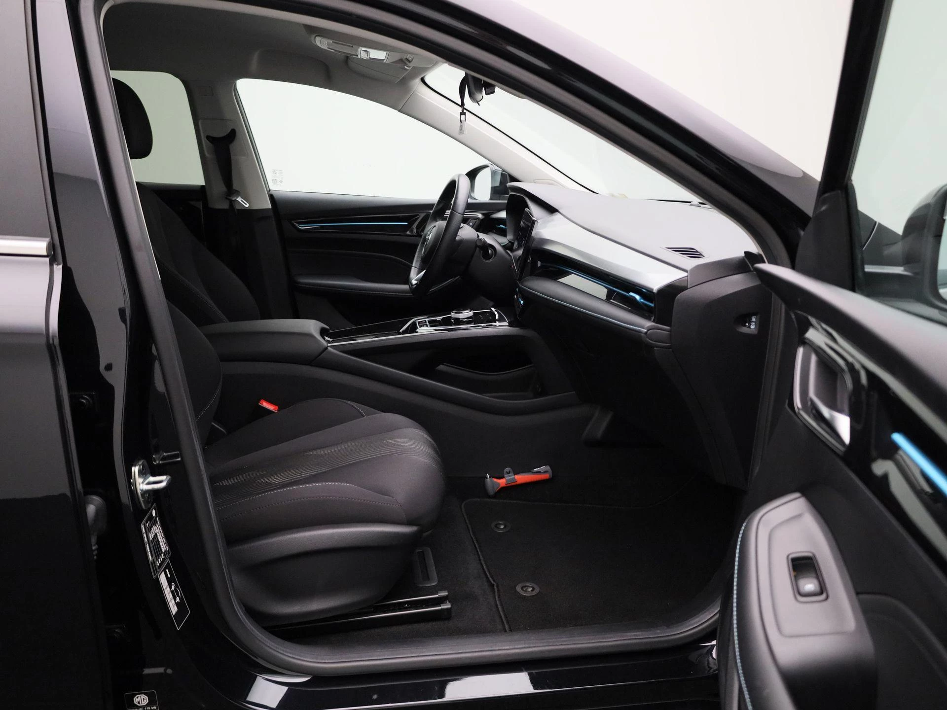 MG MG5 Electric Standard Range Luxury 50 kWh