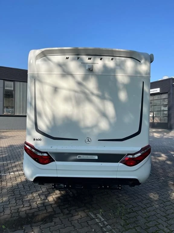 Hymer--image-24