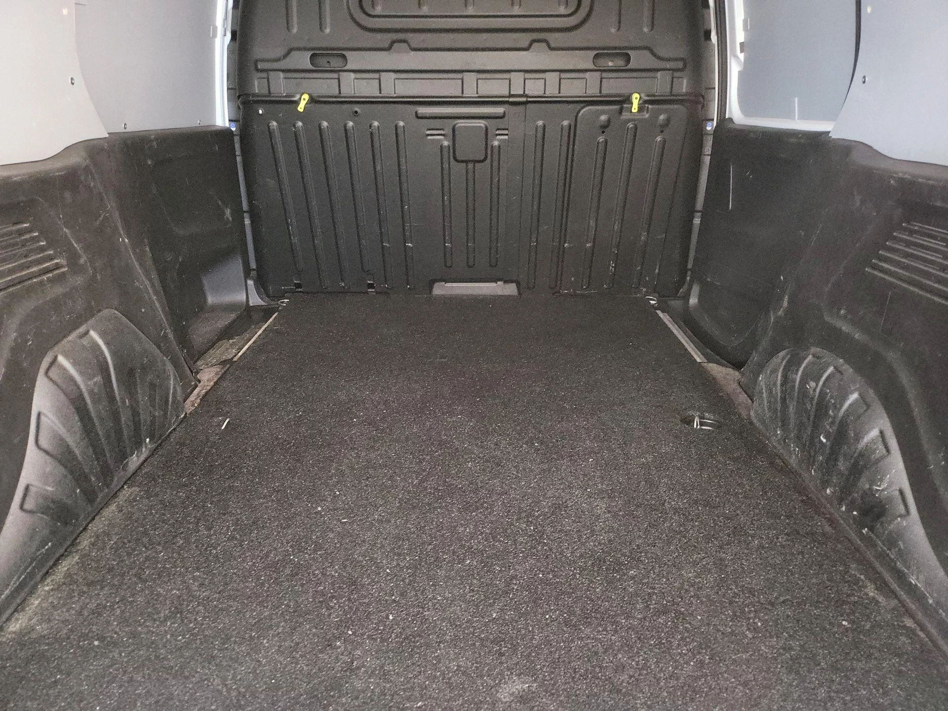 Opel-Combo-e-image-19