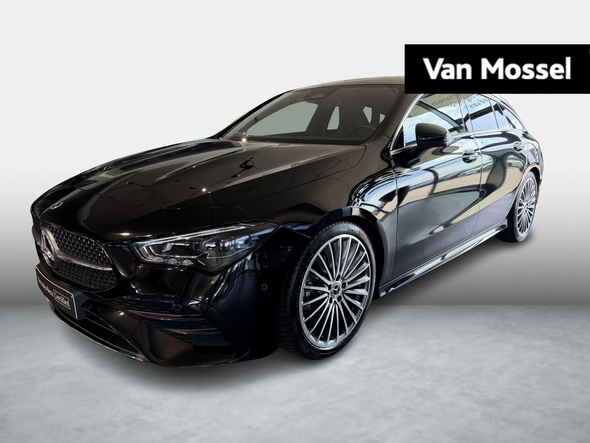 Mercedes-Benz-CLA-image-0