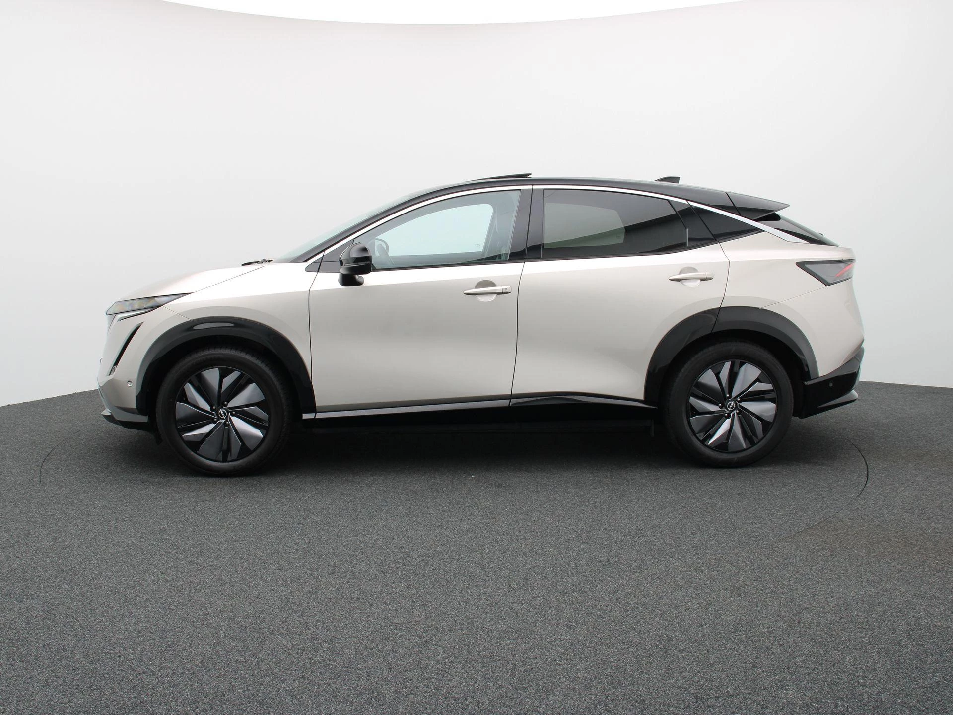 Nissan-ARIYA-image-4