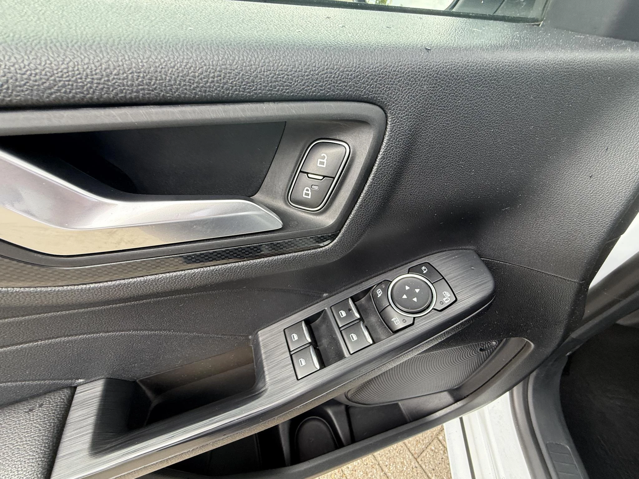 Ford-Kuga-image-13