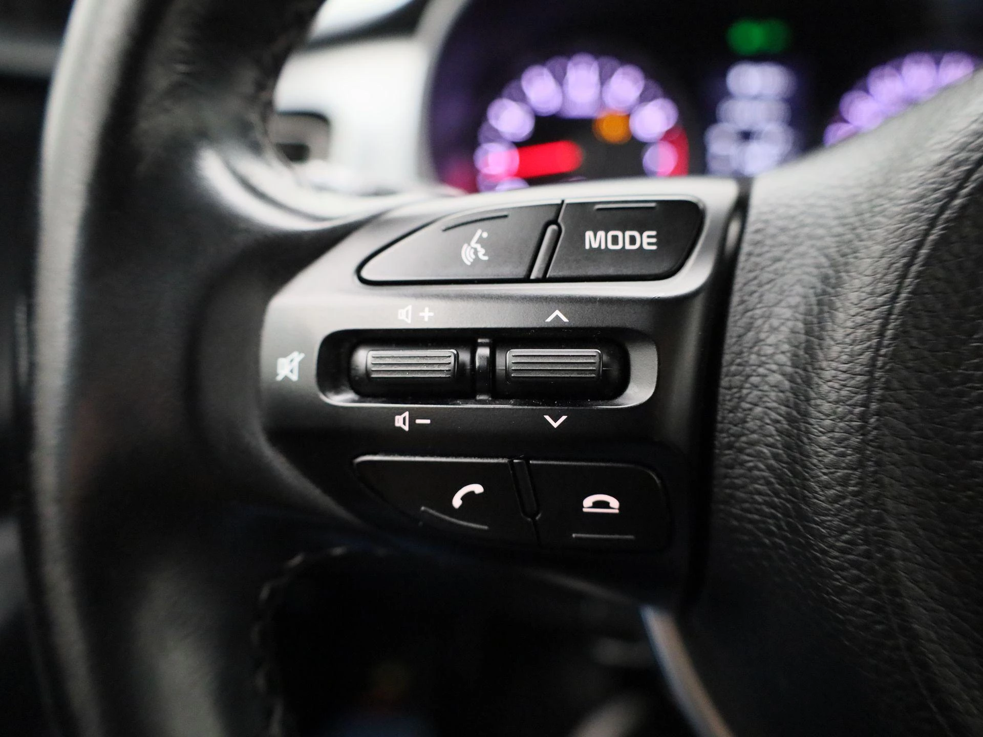 Kia-Stonic-image-18