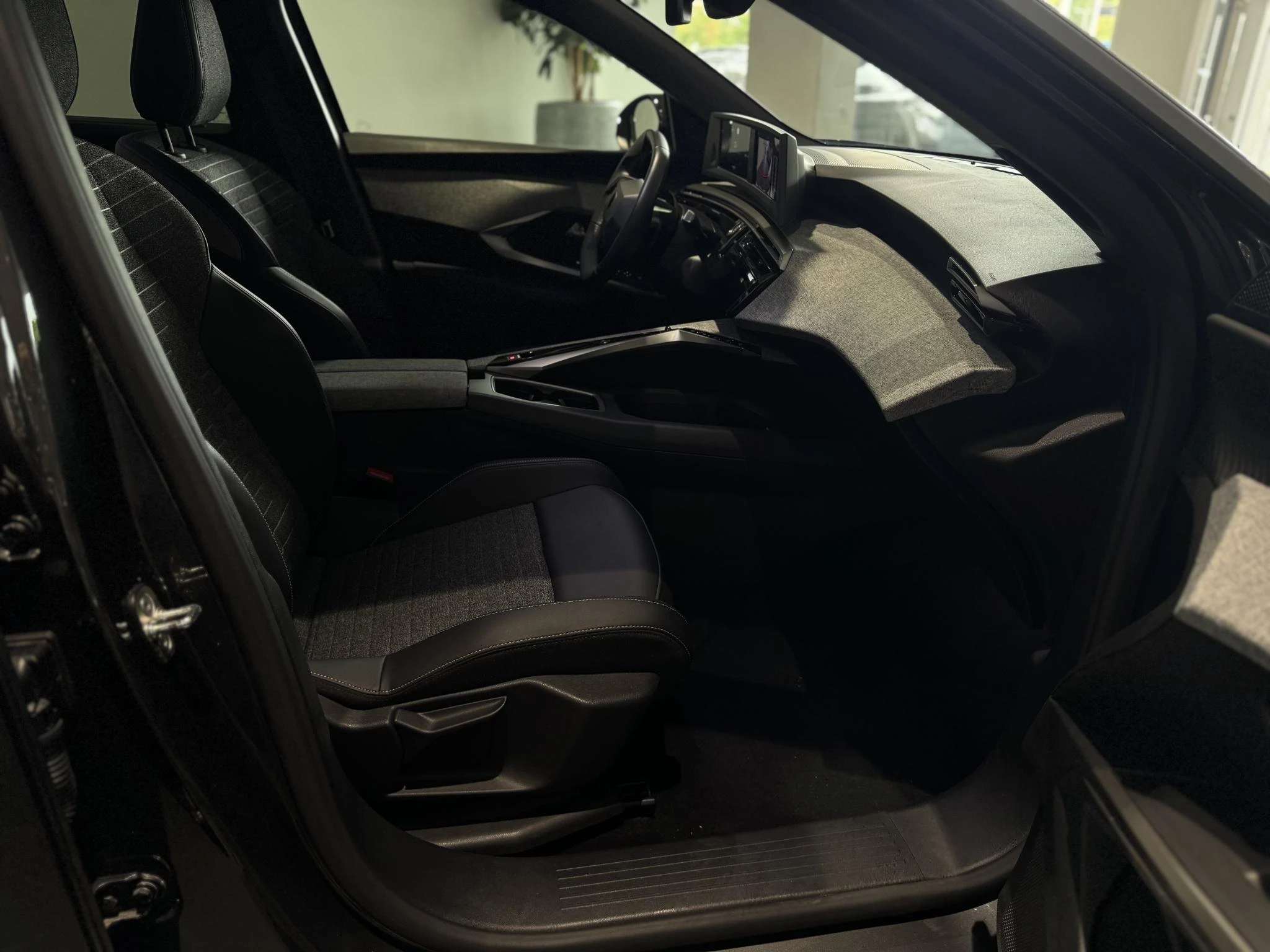 Peugeot-5008-image-30