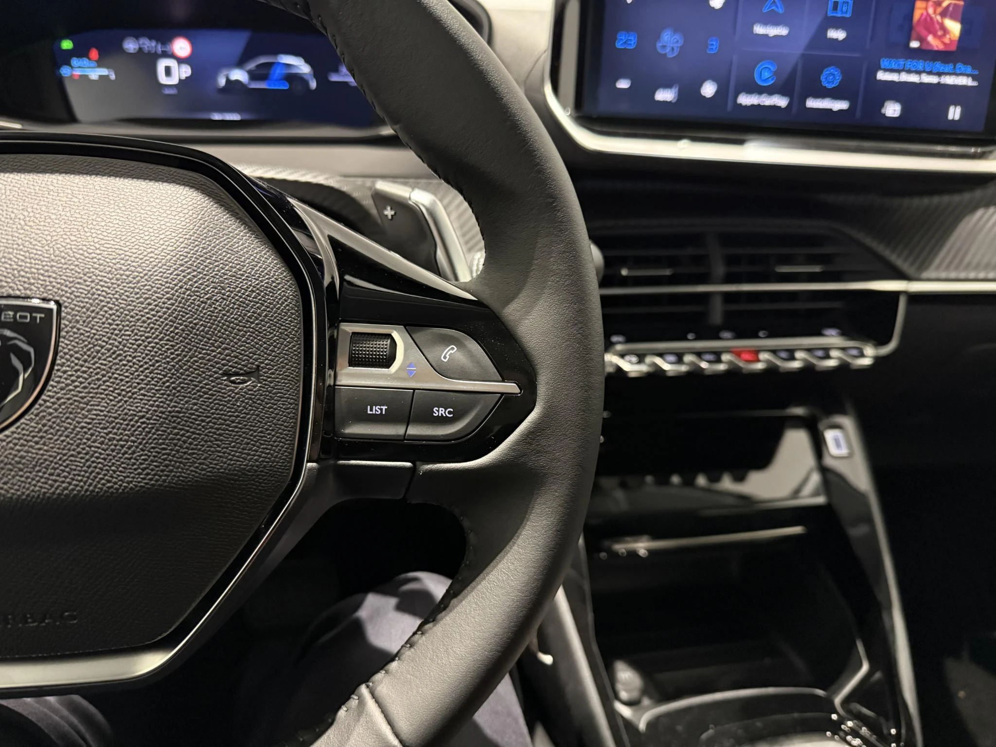Peugeot-208-image-12
