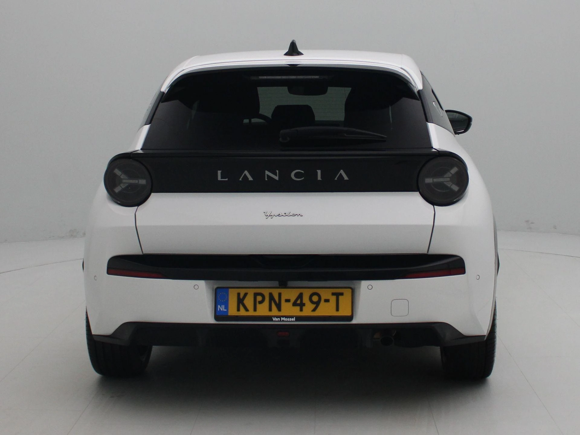Lancia-Ypsilon-image-4
